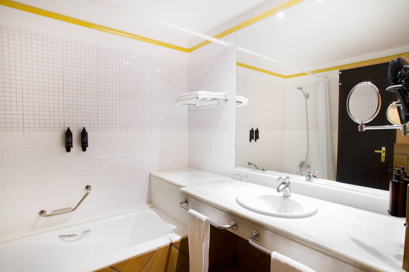 Ibersol-Almunecar-Beach-Spa-Room-30