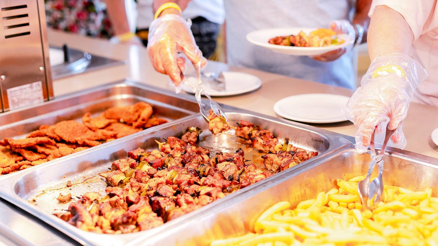 Auramar-Beach-Resort-Restaurant-43