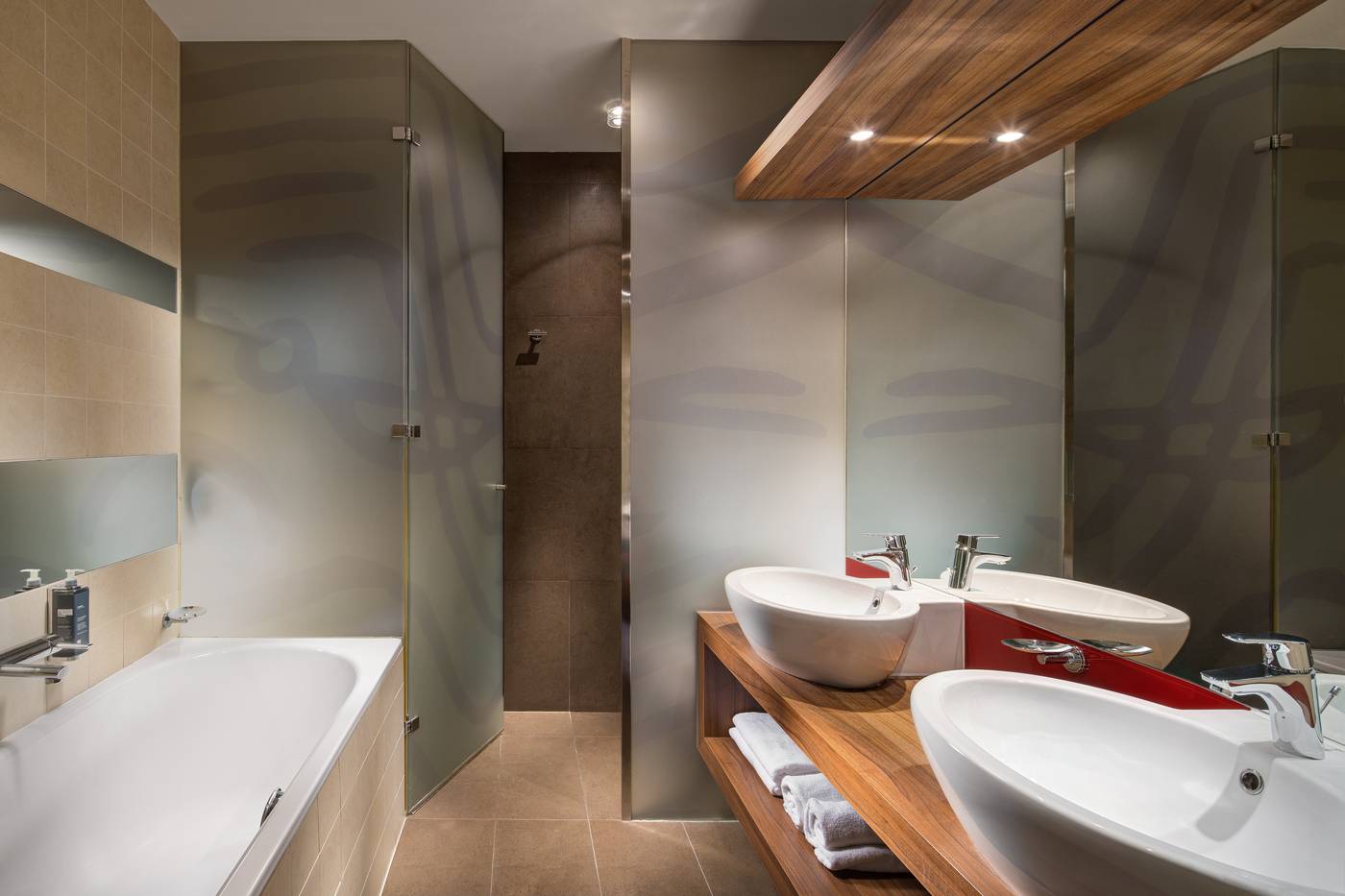 Mamaison-Hotel-Riverside-Prague-Room-24