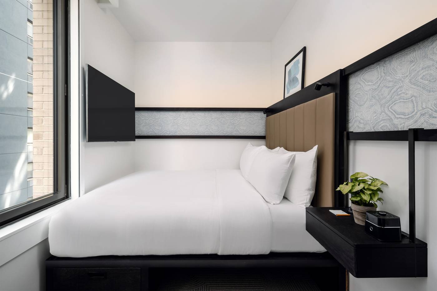Arlo-Midtown-Times-Square-Room-34