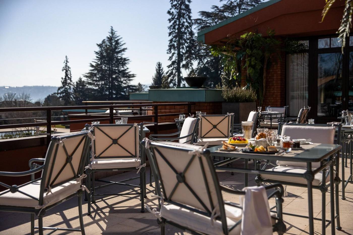 La-Reserve-Geneve---Hotel-Spa-and-Villa-Restaurant-95