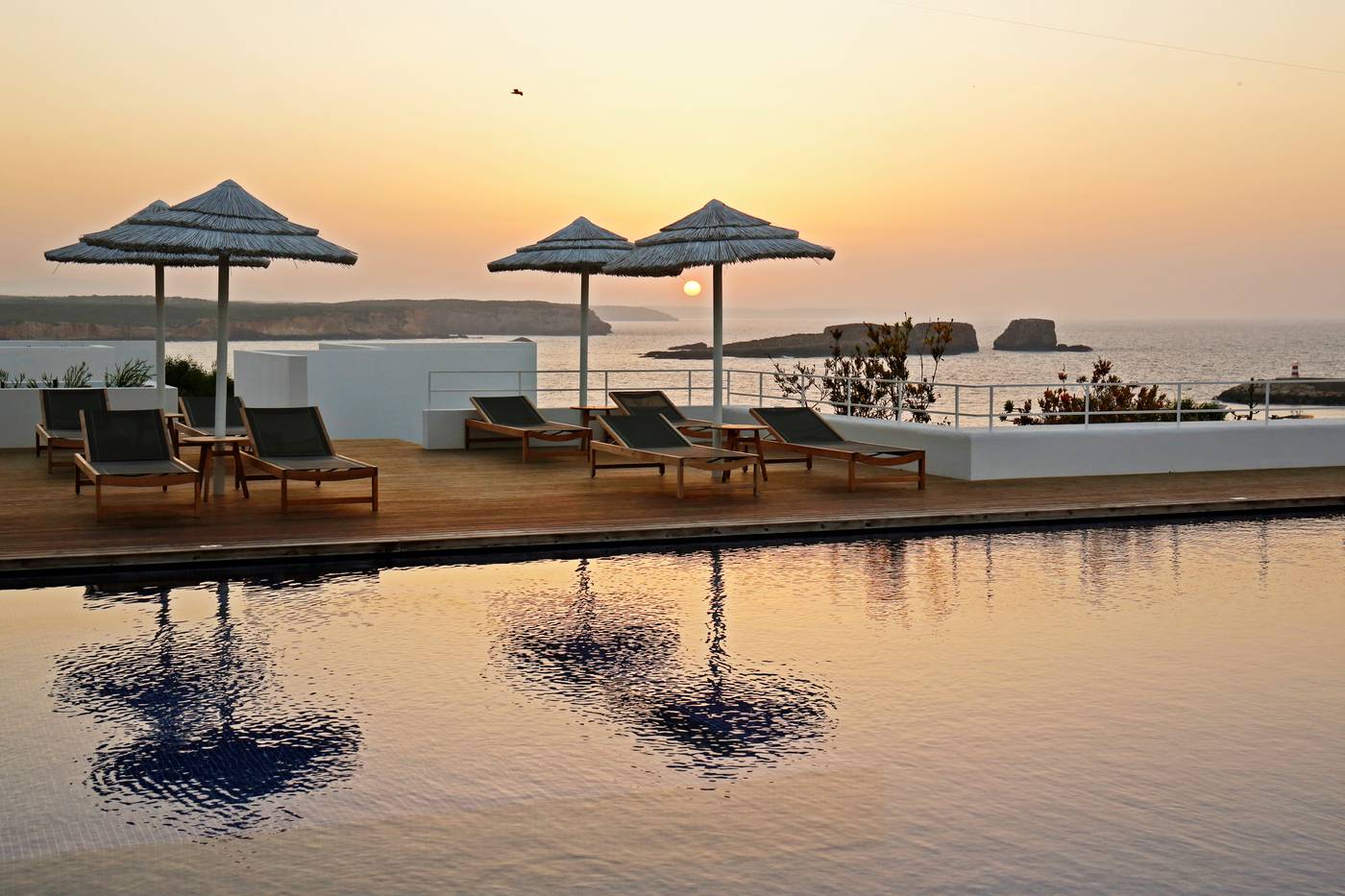 Memmo-Baleeira-Hotel-Pool-6