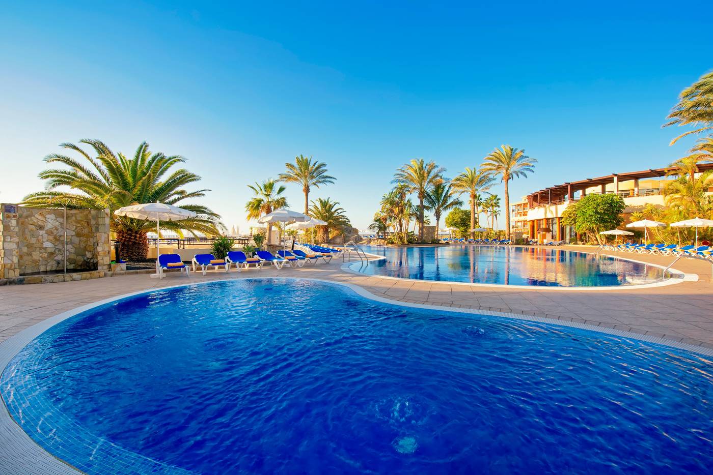 IBEROSTAR-Playa-Gaviotas-Pool-2