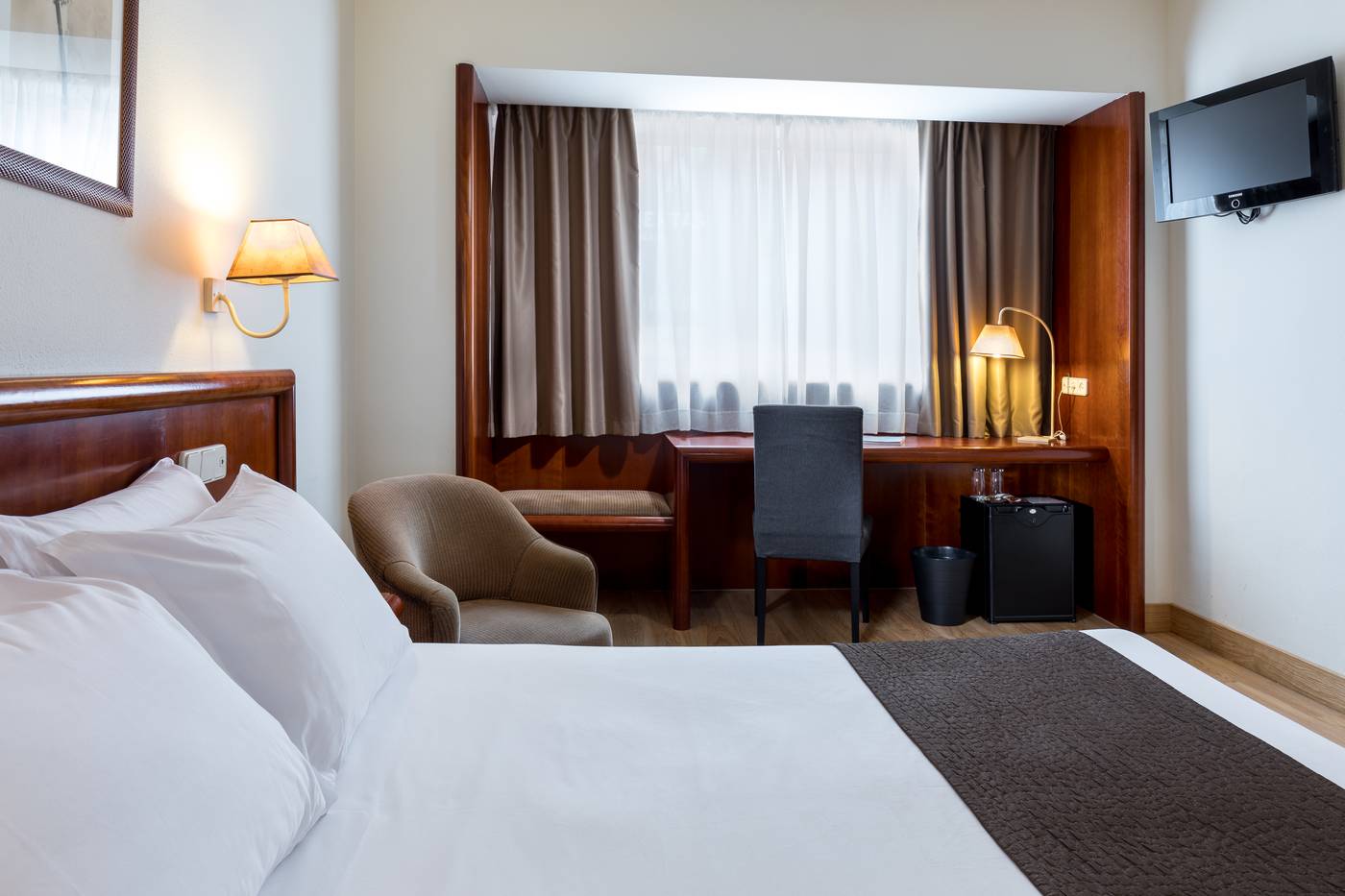 Rafaelhoteles-Ventas-Room-26