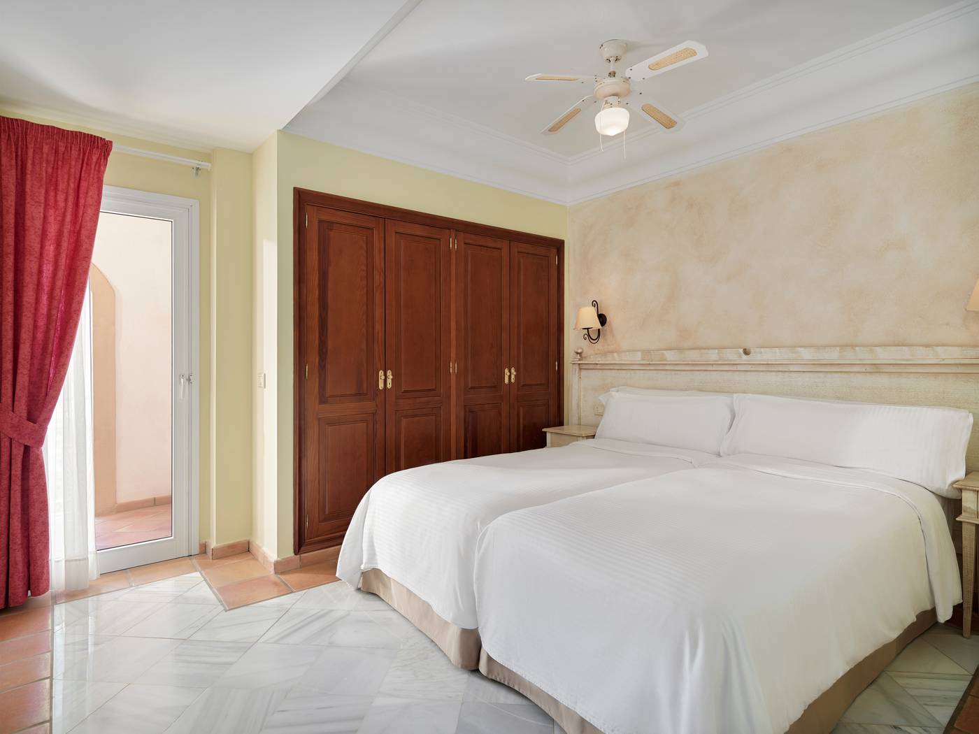 Hotel-Las-Aguilas-Tenerife-Affiliated-by-Melia-Room-37