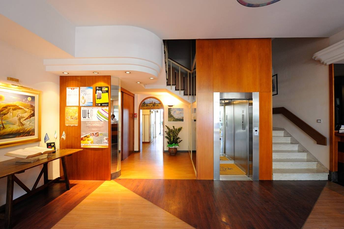 Hotel Frate Sole-Italy-SANTA MARIA DEGLI ANGELI-Lobby-5