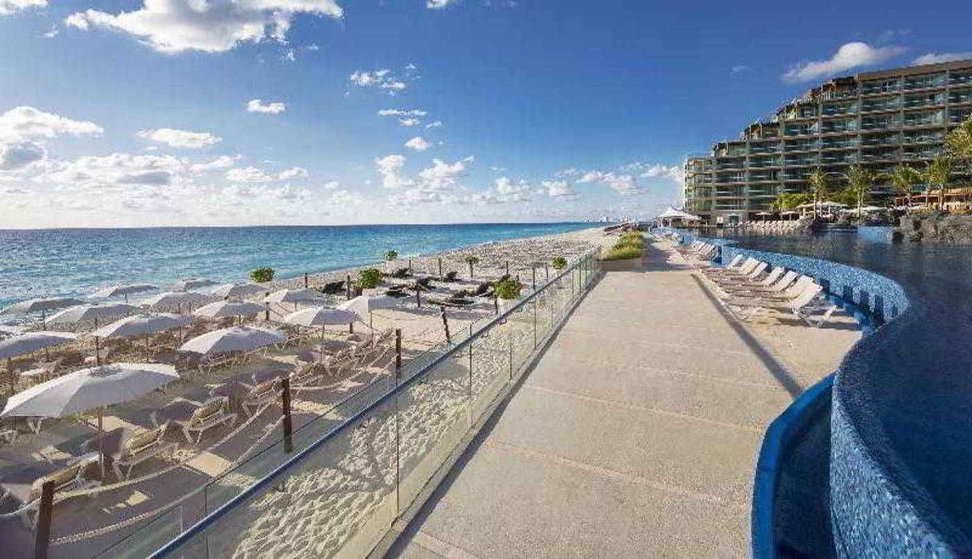 Hard-Rock-Hotel-Cancun-Beach-6