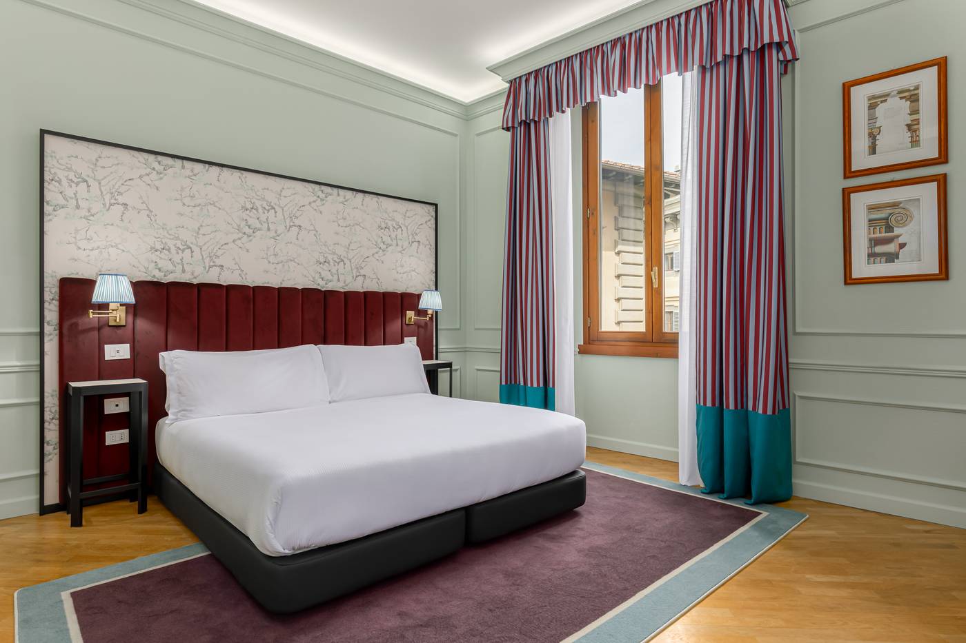 Room-Mate-Isabella-Room-18