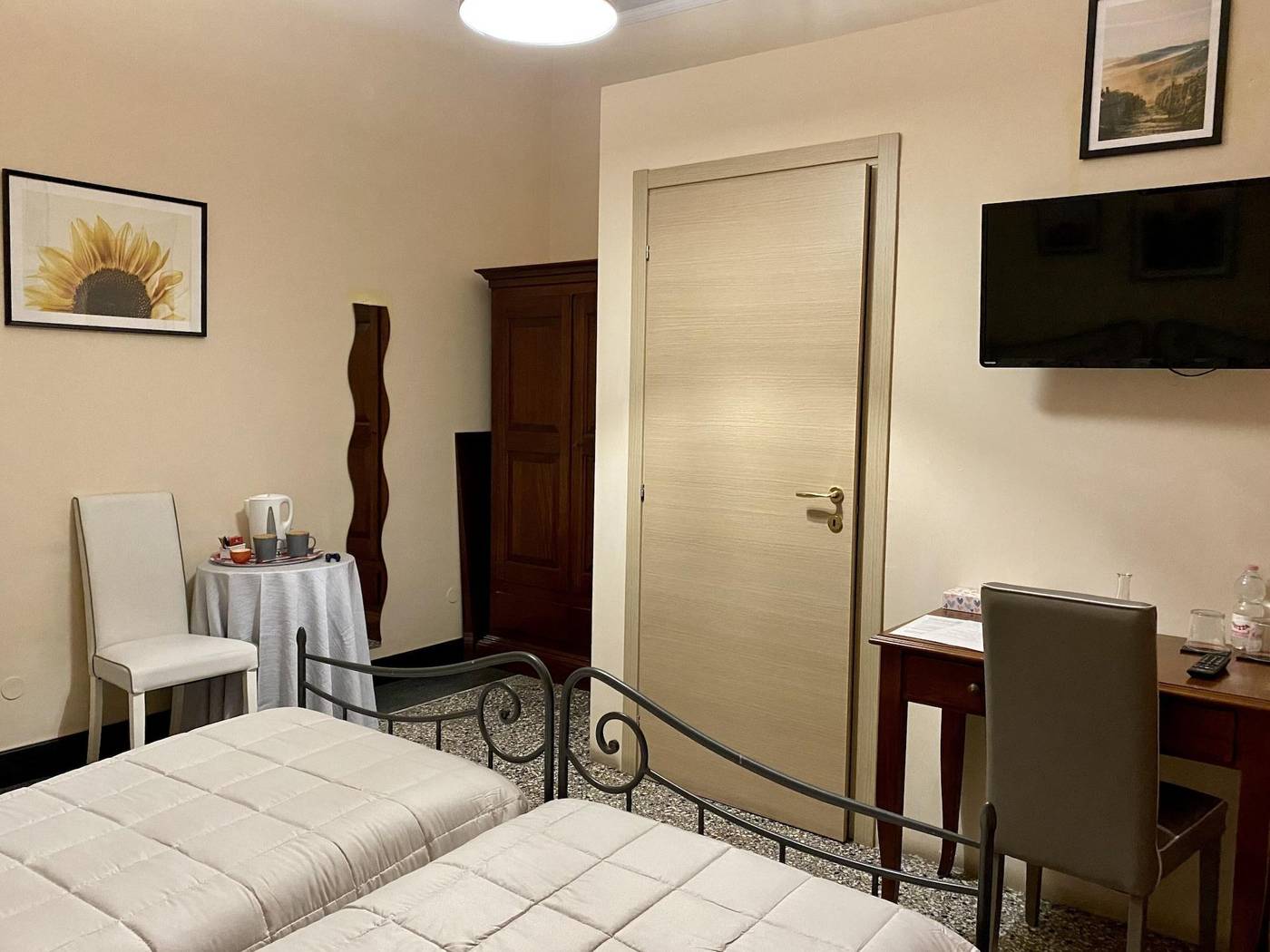 Villa-Catelli-Bed-And-Breakfast-Room-3