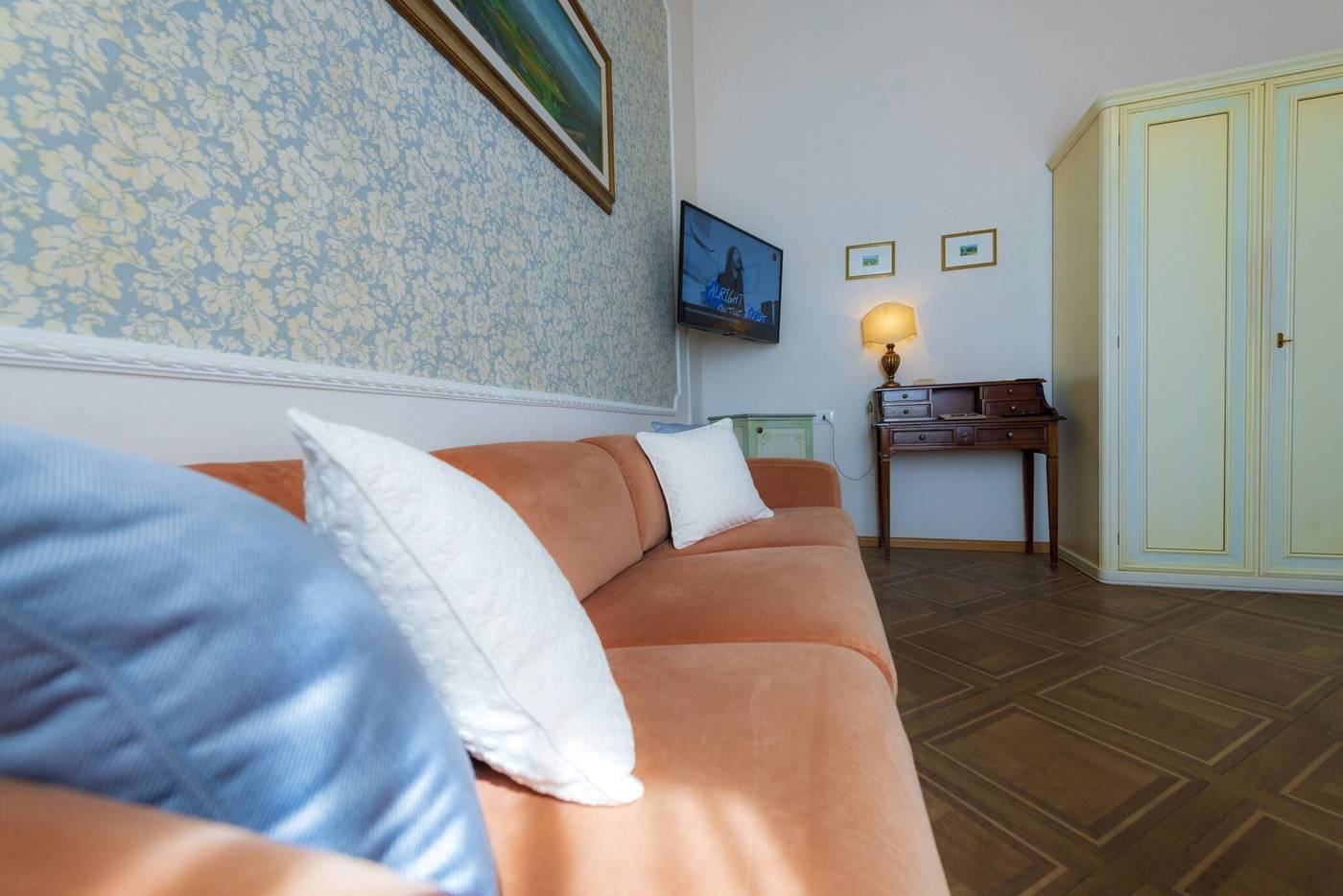 Villa-Scacciapensieri-Room-46