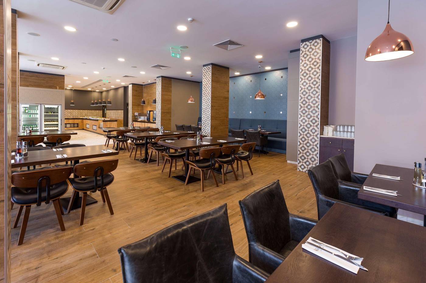 Best-Western-Plus-Premium-Inn-Restaurant-31