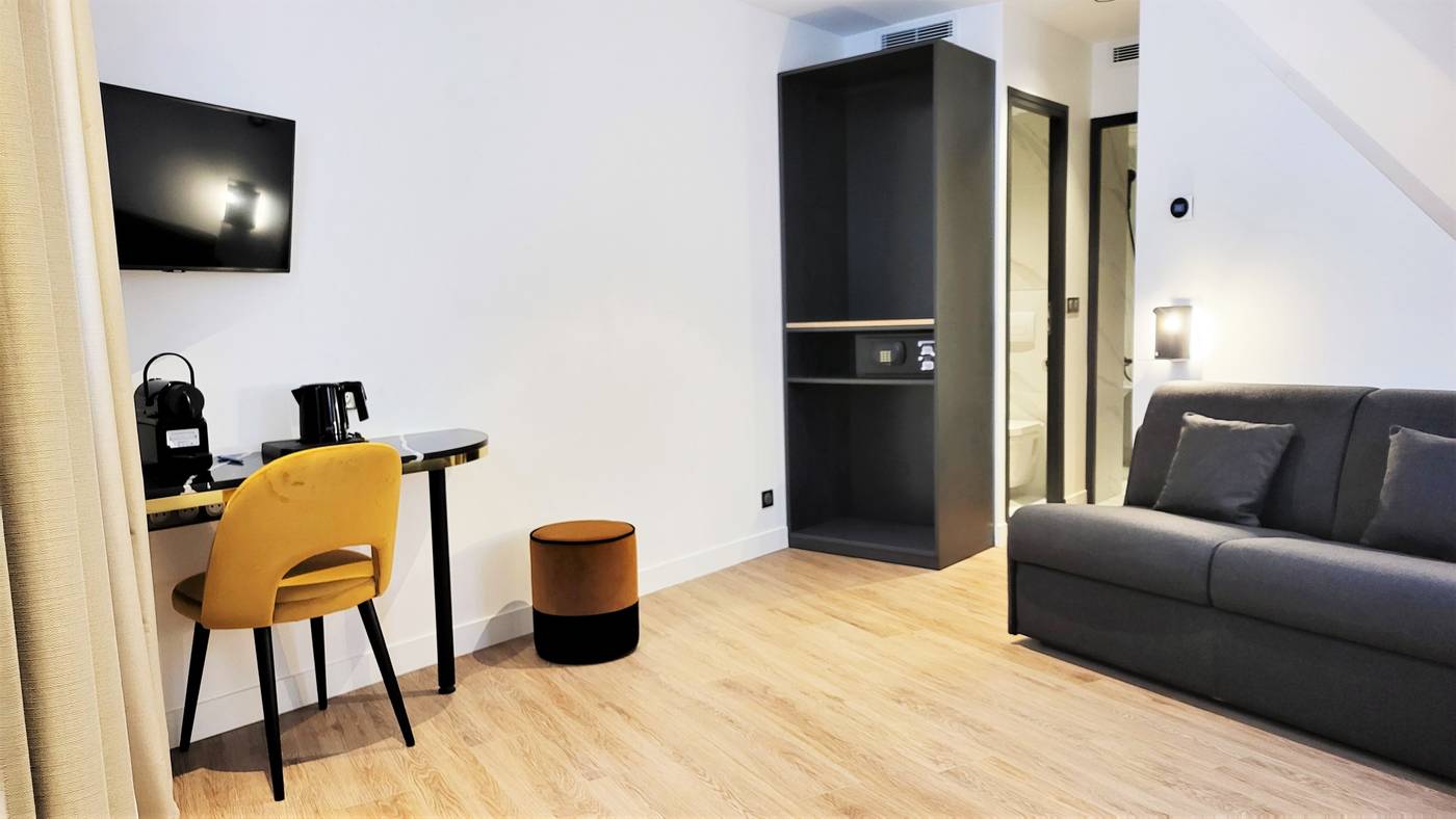 Star-Champs-Elysees-Room-24