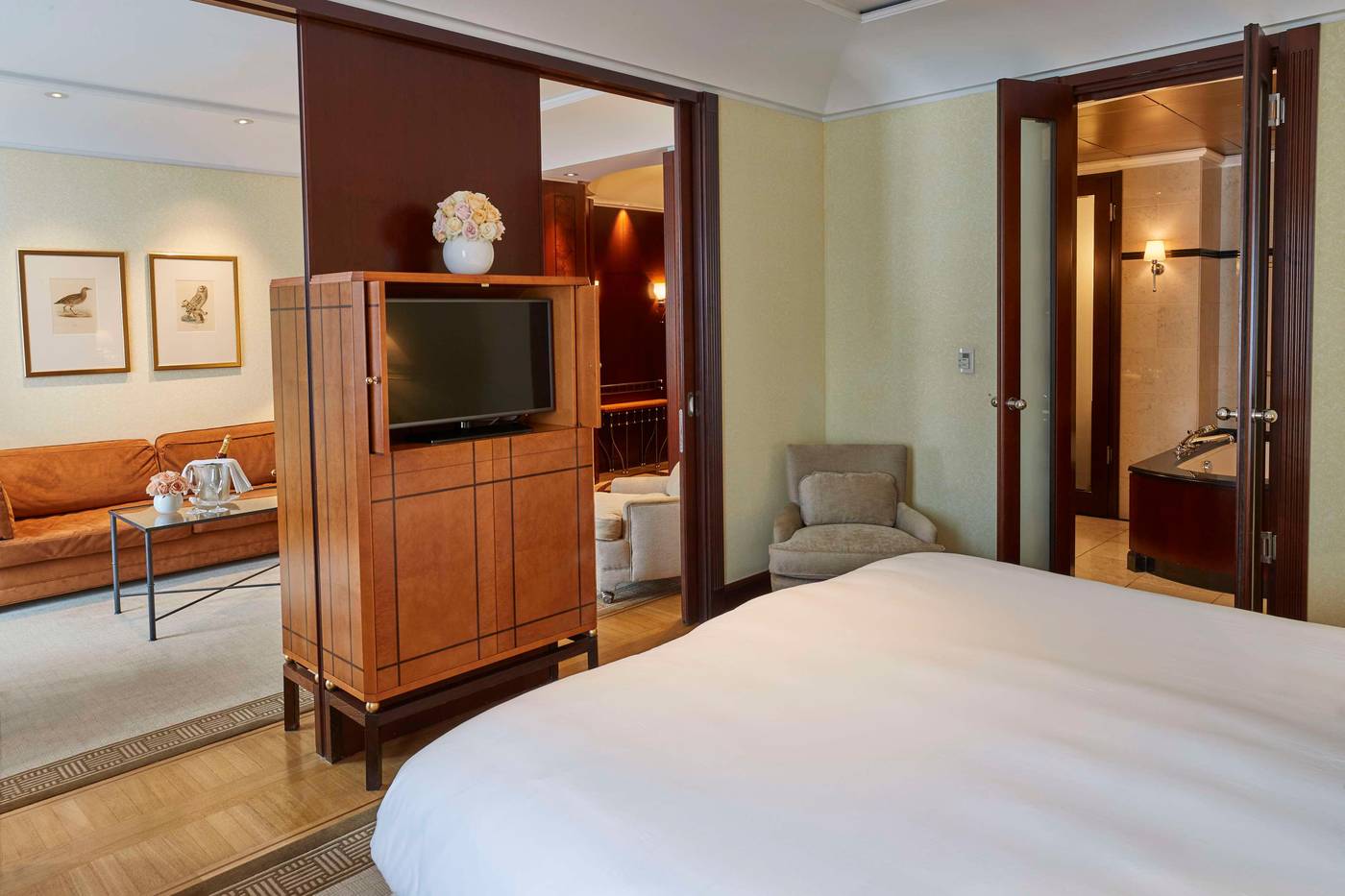 Adlon-Kempinski-Berlin-Room-43