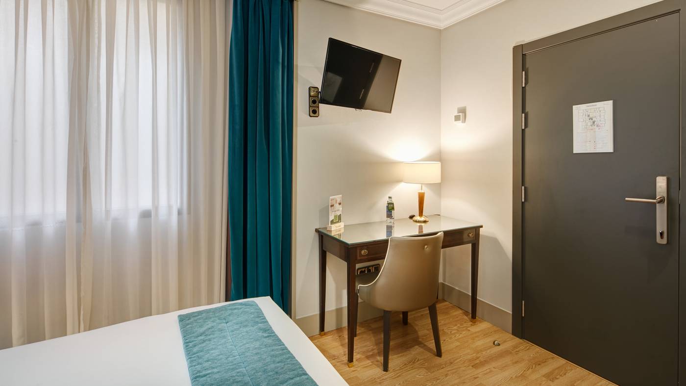 Sercotel-Gran-Hotel-Conde-Duque-Room-35