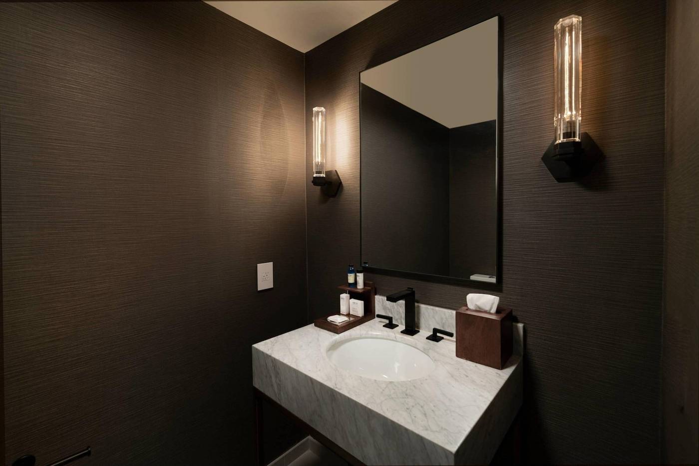 The-Row-Hotel-At-Assembly-Row--Autograph-Collectio-Room-47