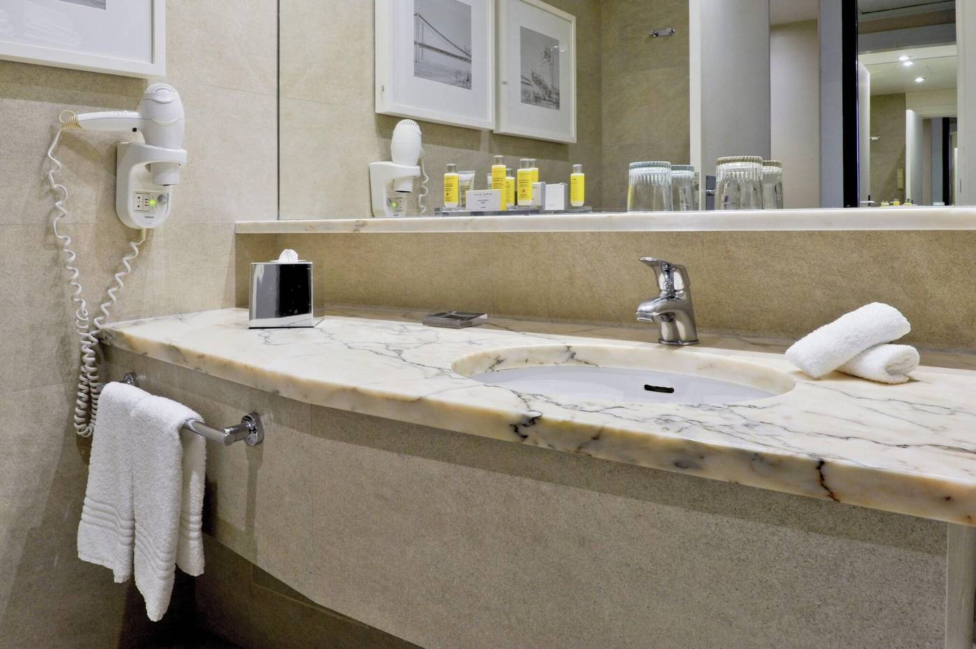 Marriott-Hotel-Lisbon-Room-49