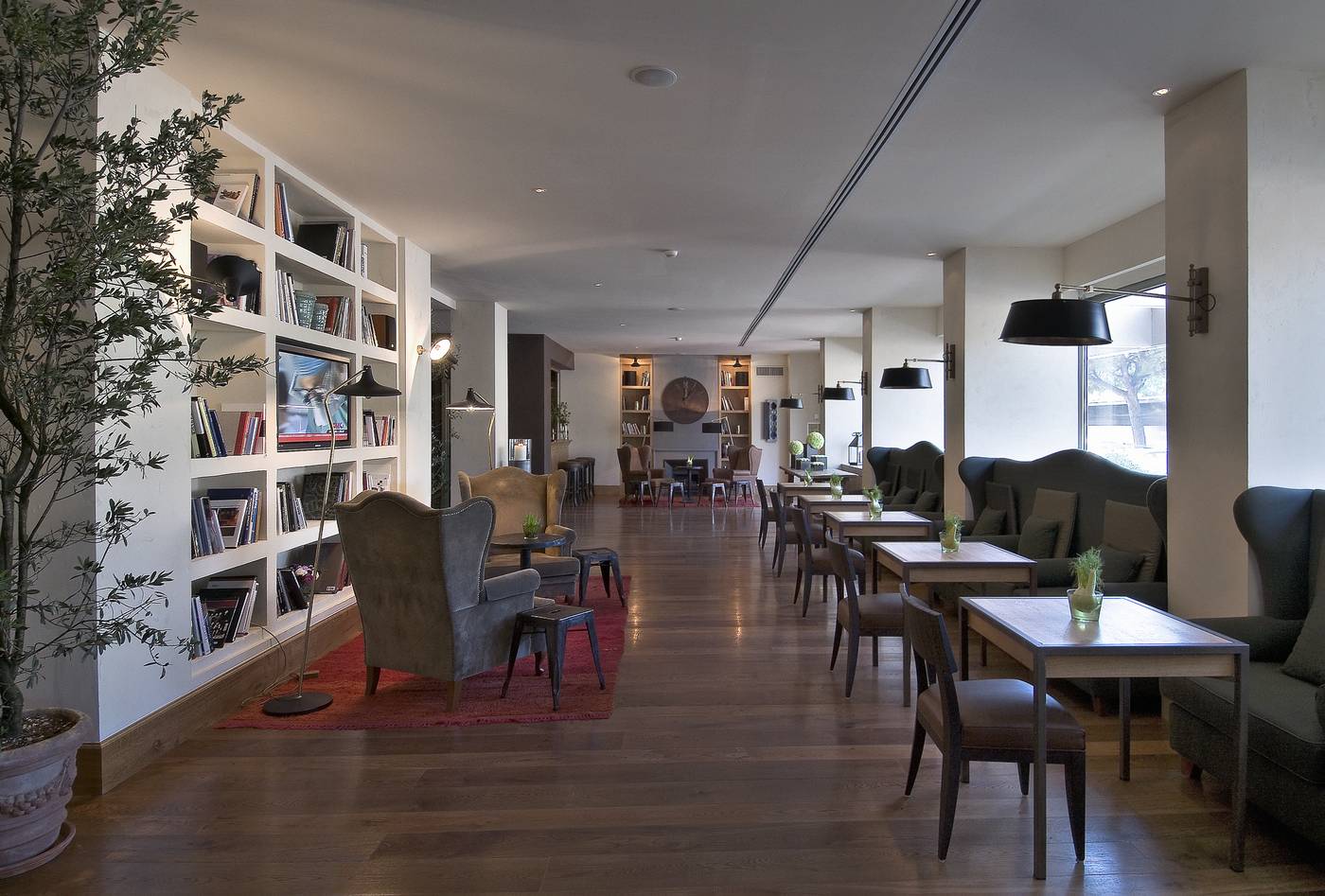 Starhotels-Tuscany-Lobby-9