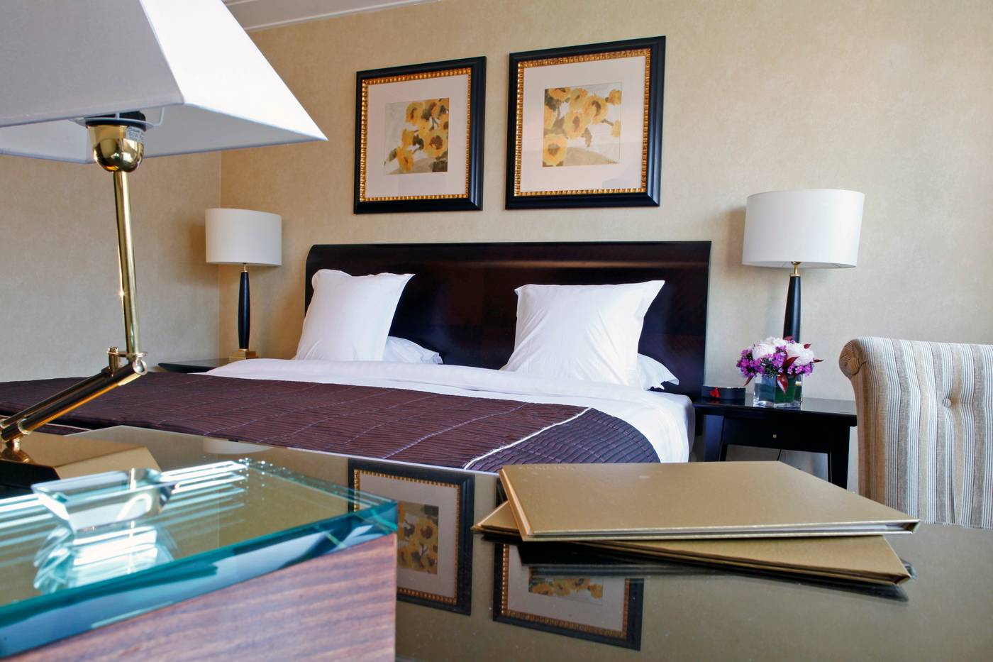 Warwick-Paris-Room-23