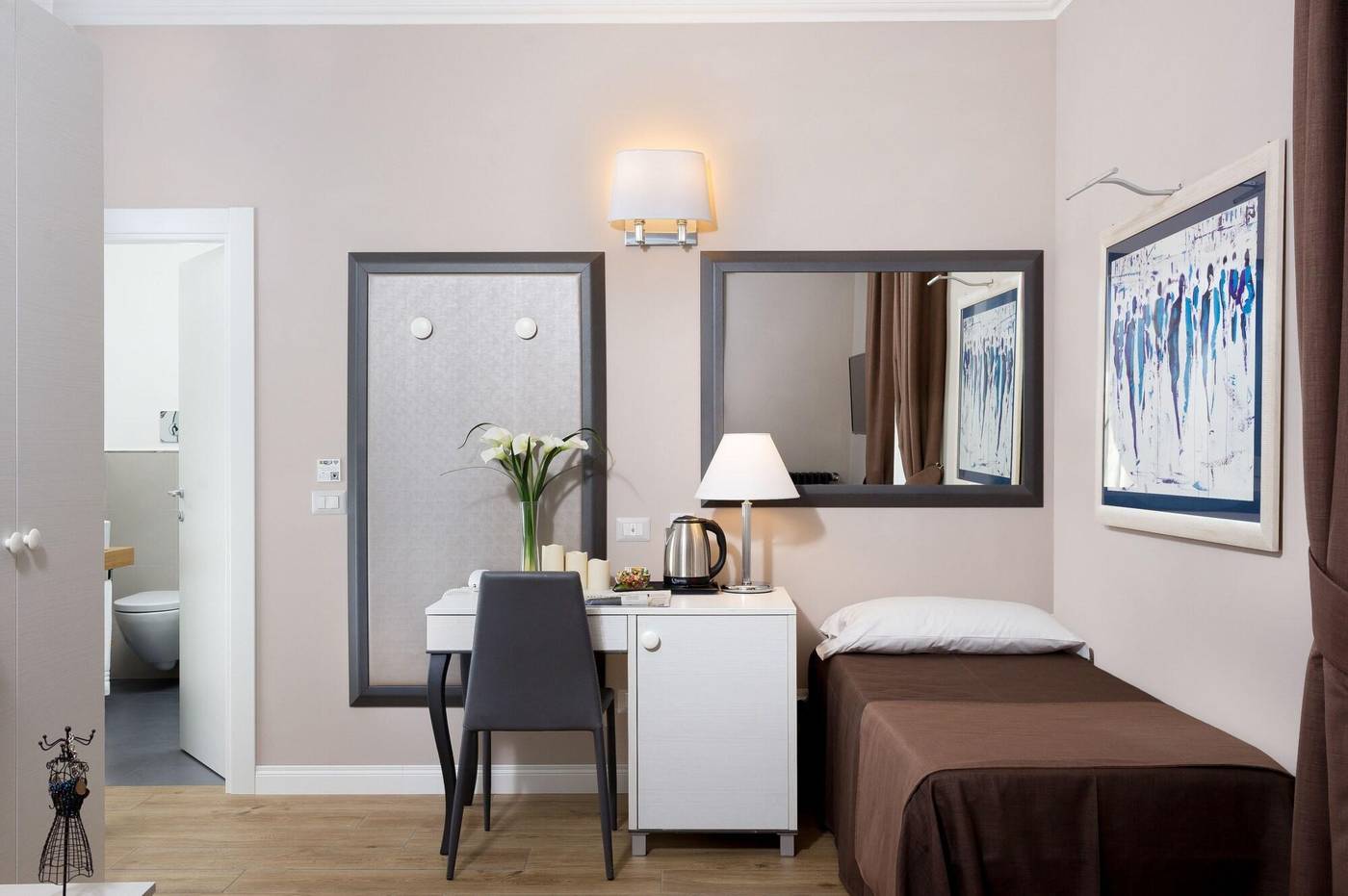 Vico-Rooms-And-Terrace-Room-32