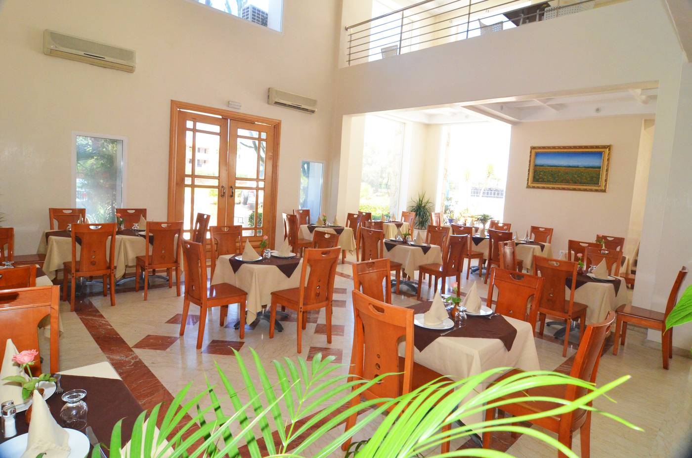 Golden-Beach-Restaurant-33