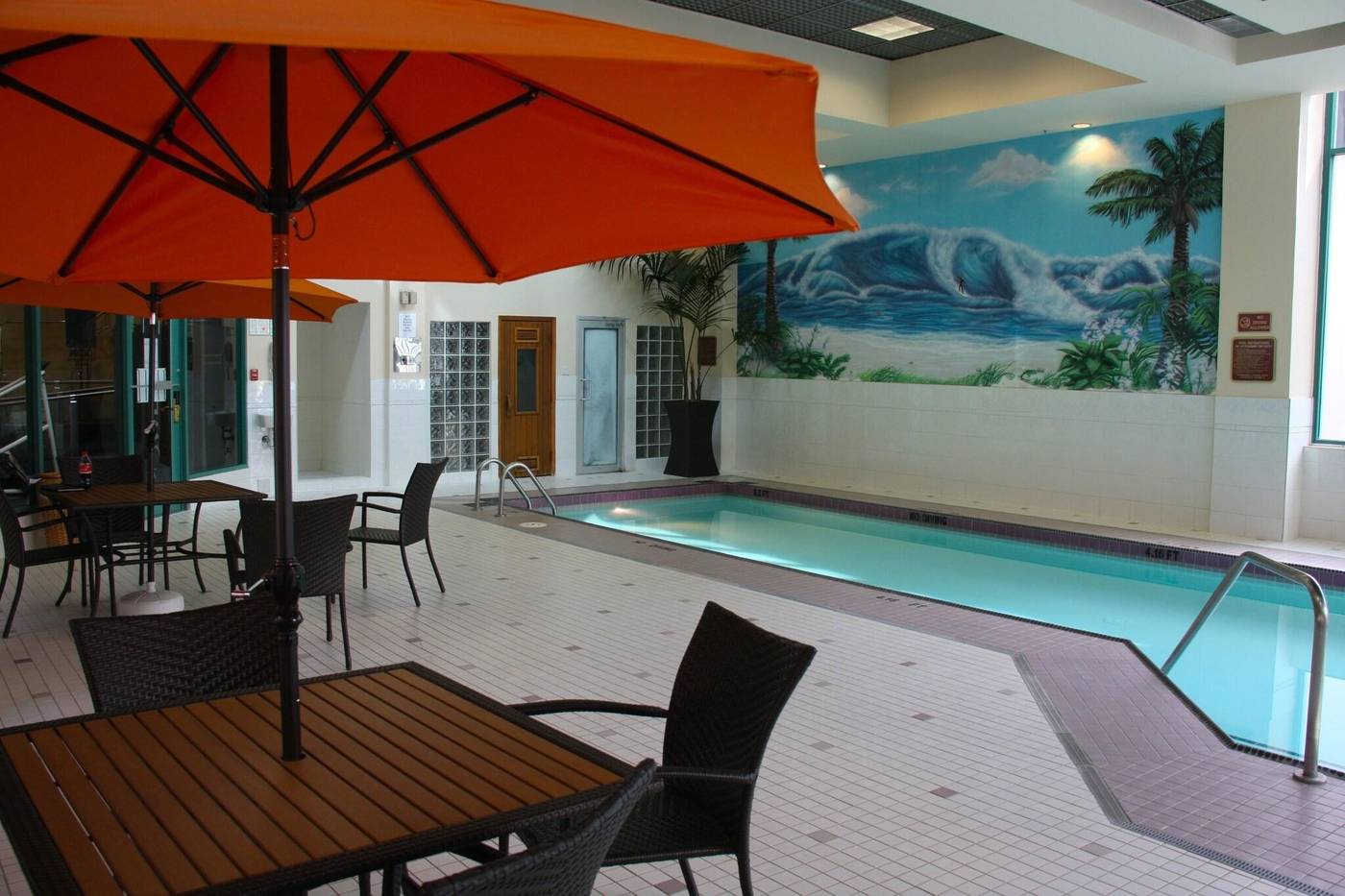 Rosedale-On-Robson-Suites-Hotel-Pool-53