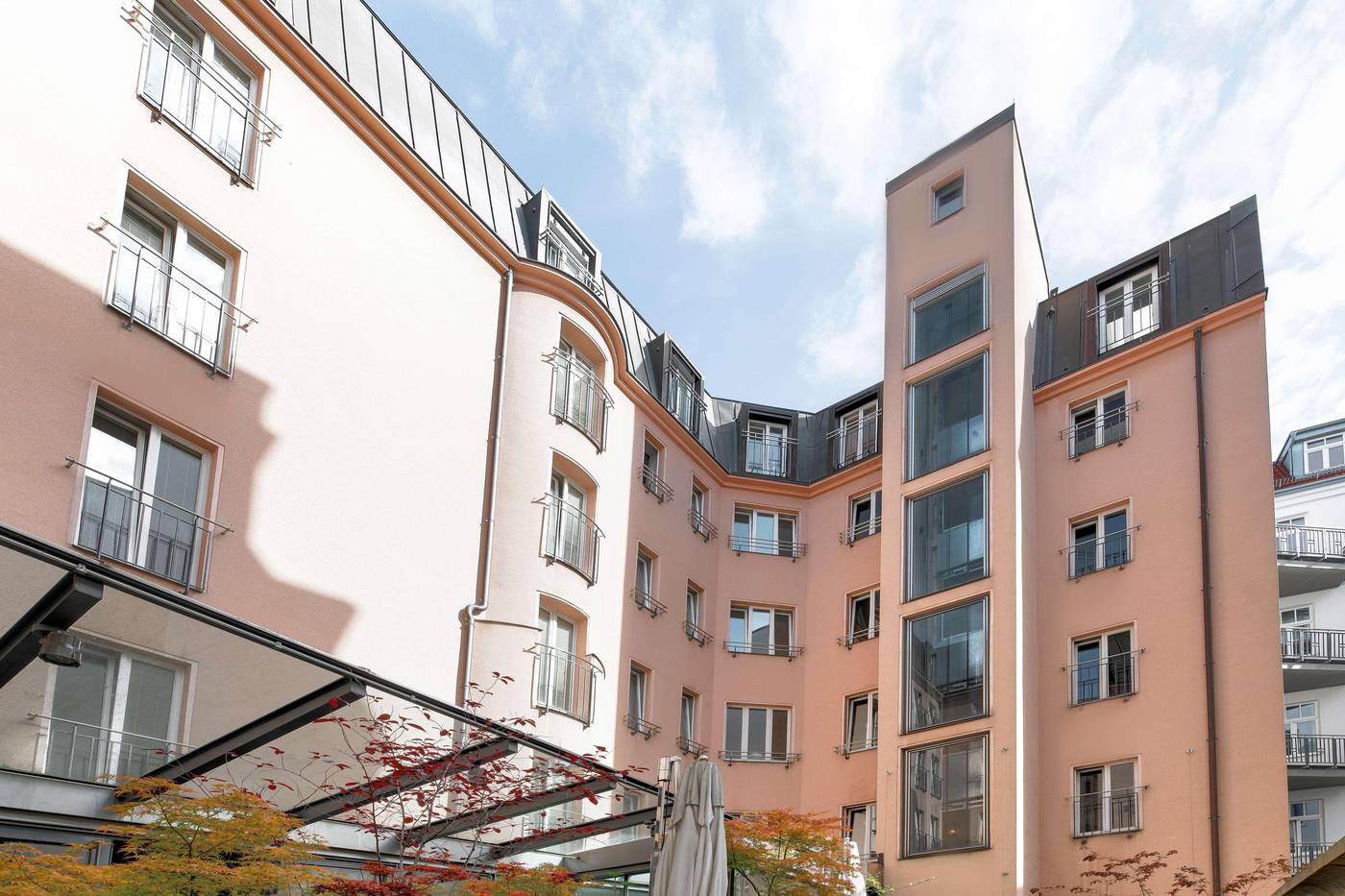 Hotel-Bleibtreu-Berlin-by-Golden-Tulip-General-view-1