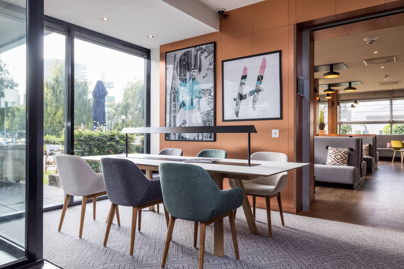 Holiday Inn Eindhoven Centre-Netherlands-EINDHOVEN-Lobby-9