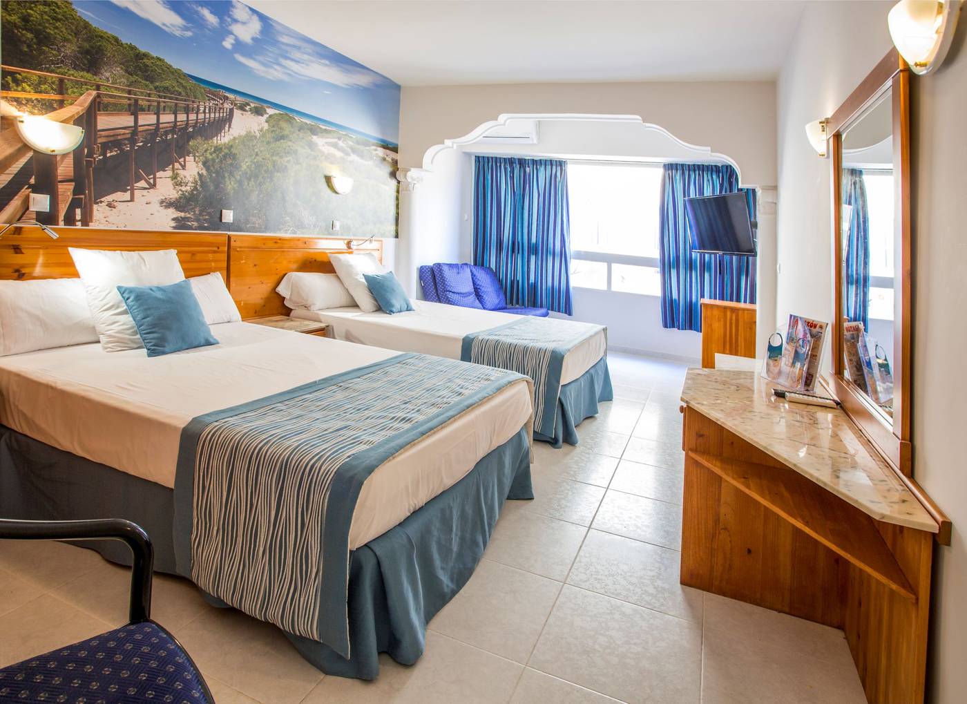 Magic-Cristal-Park-Room-7