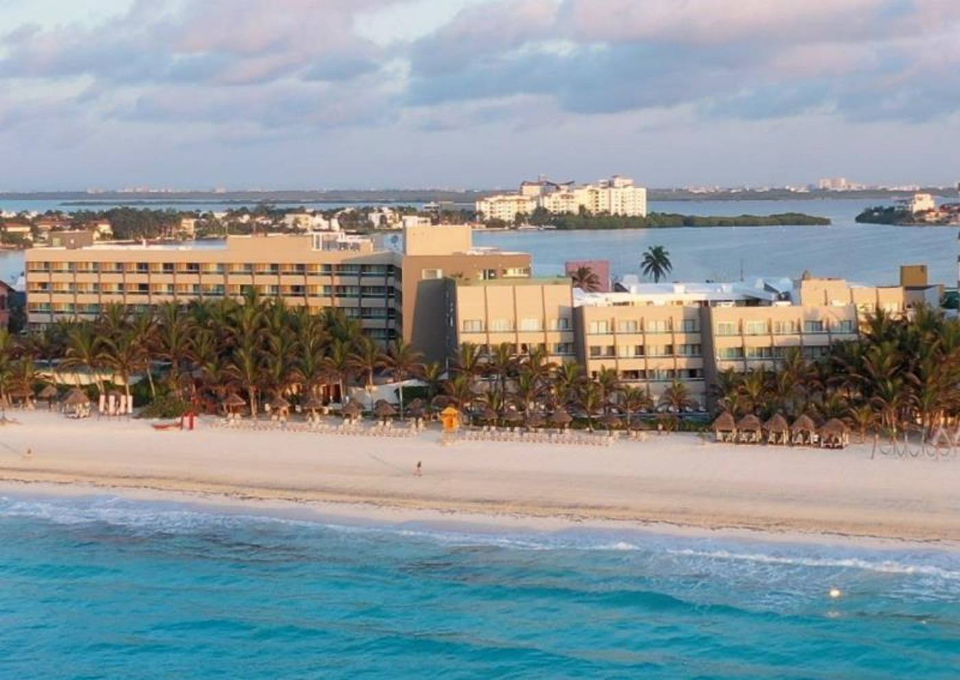 Flamingo-Cancun-Resort-General-view-72