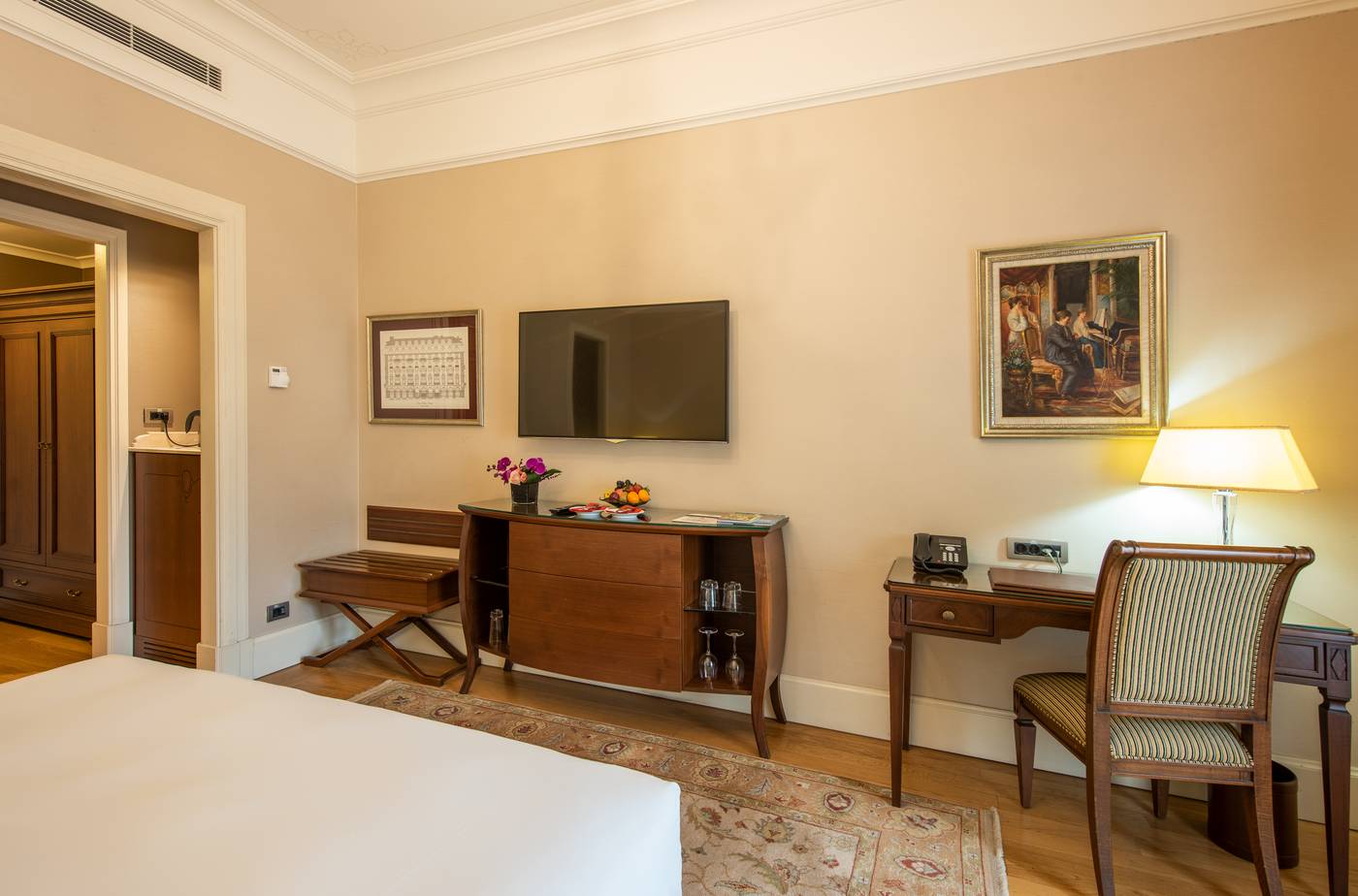 Pera-Palace-Hotel-Room-31