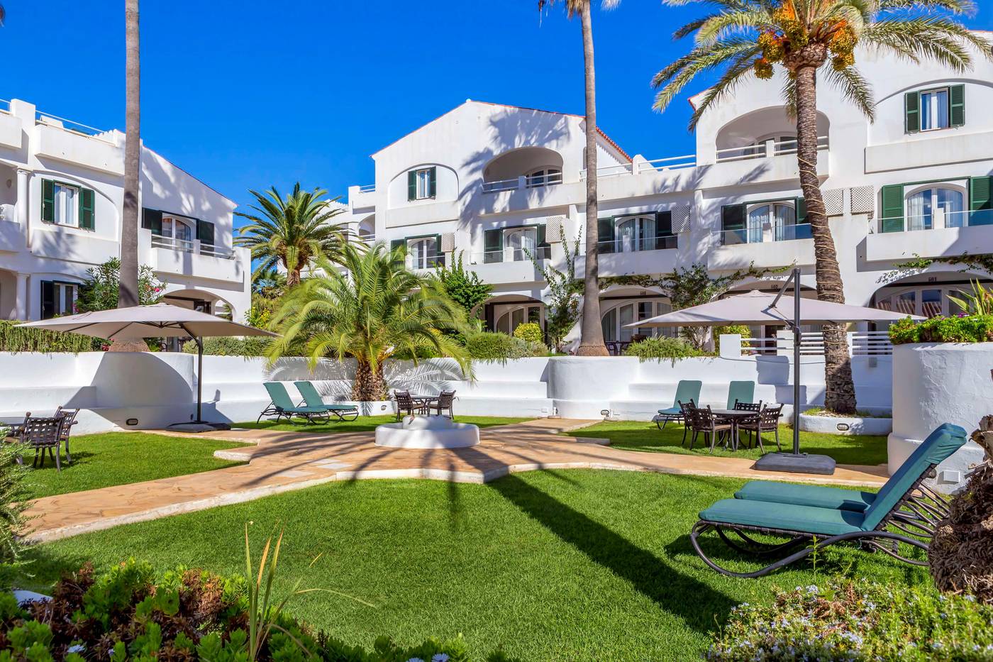 White-Sands-Beach-Club-General-view-6