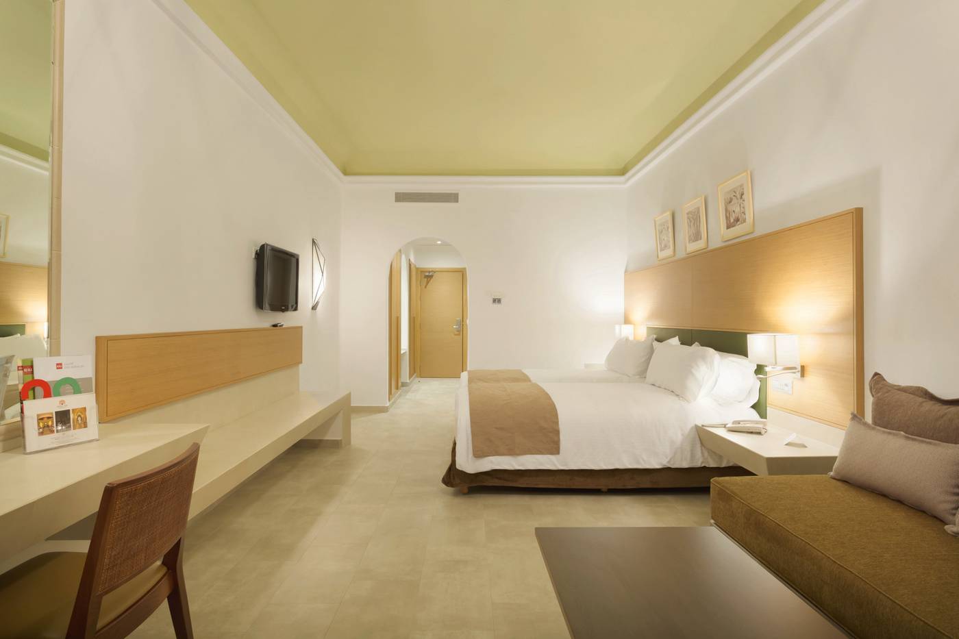 Hotel-Riu-Tikida-Palmeraie---All-Inclusive-Room-27