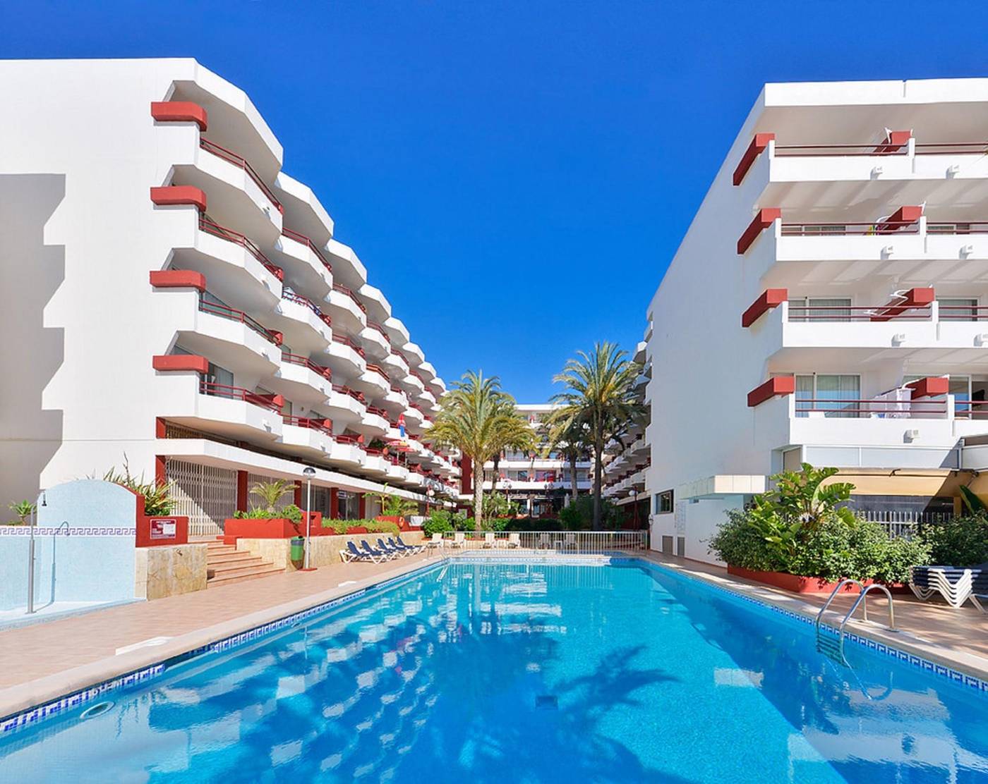 Lido-Pool-2