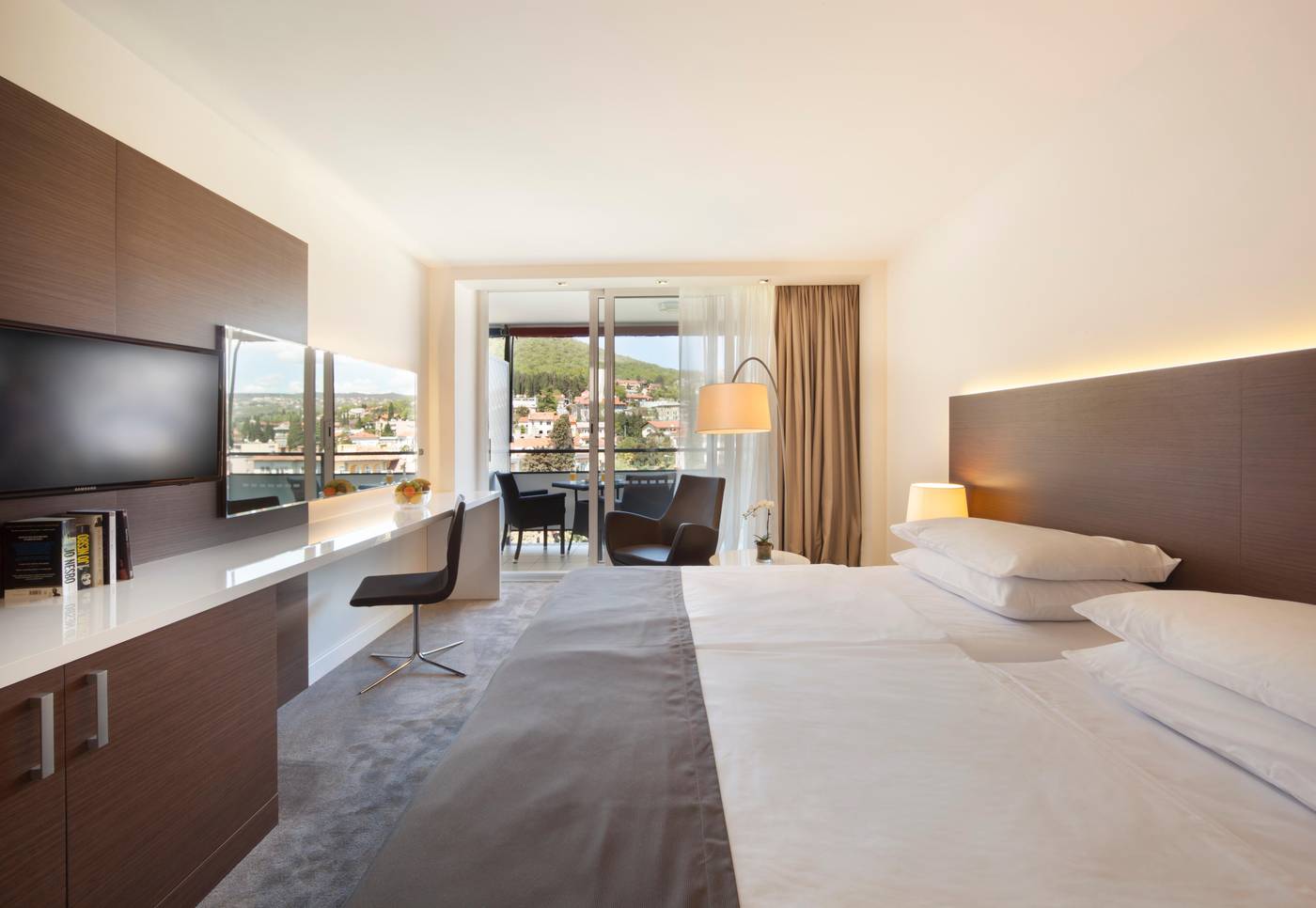 Remisens-Premium-Hotel-Ambasador-Room-14