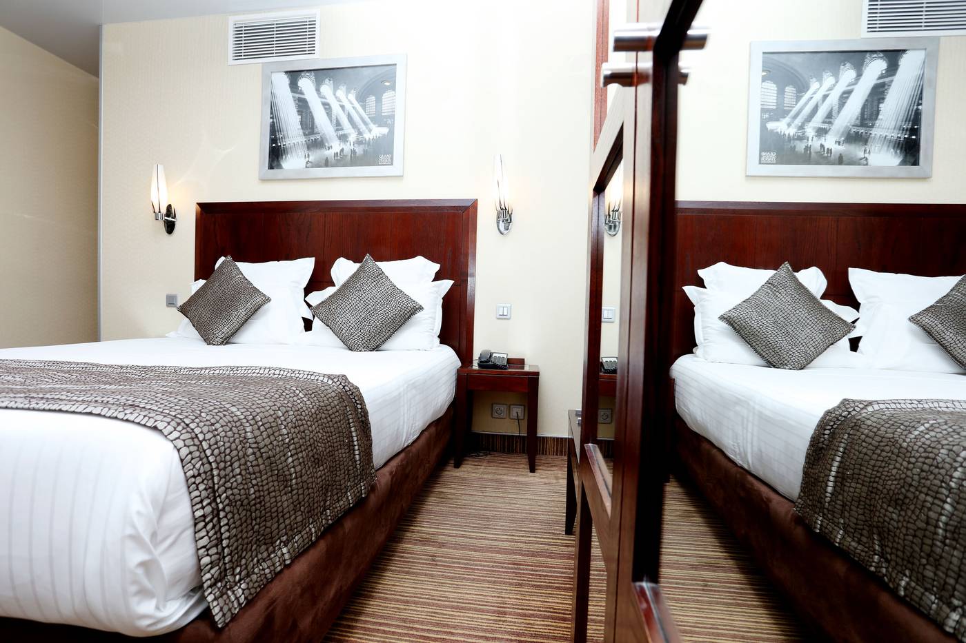 Grand-Hotel-Francais-Room-36