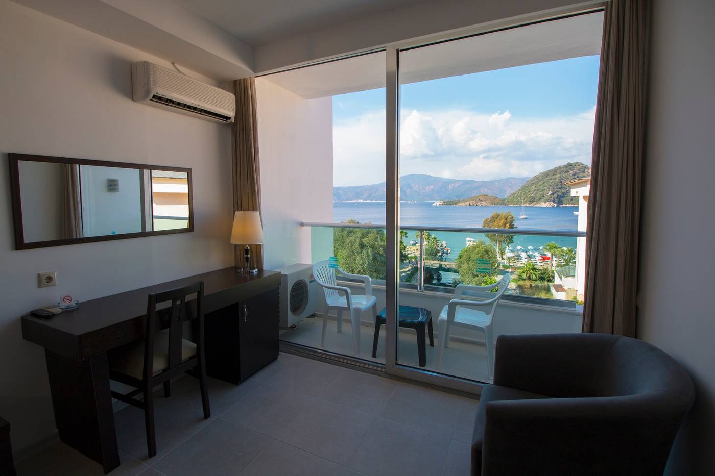 Munamar-Beach-Residence-Room-25