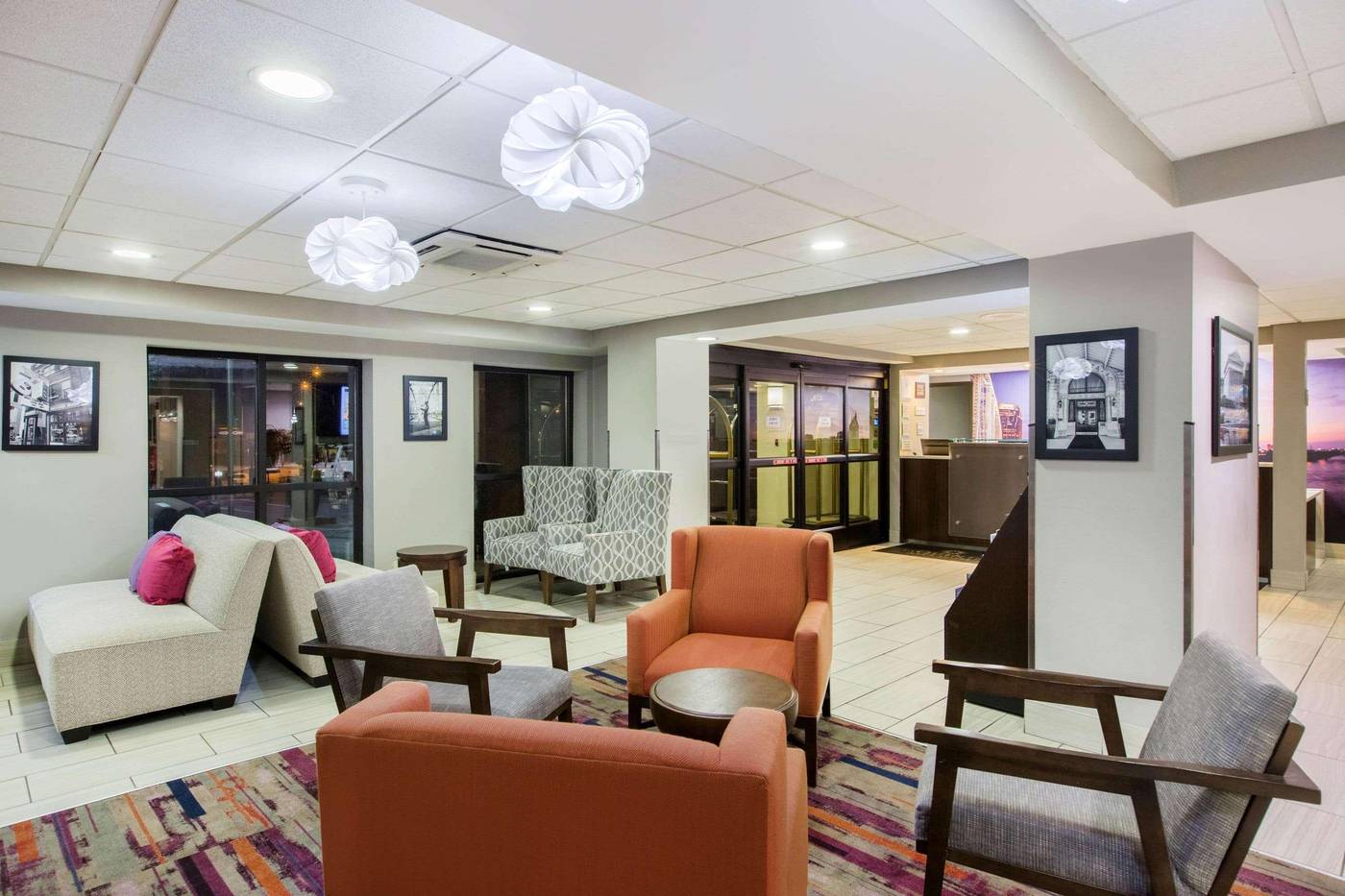 La Quinta Inn & Suites By Wyndham Goodlettsville --United States-Goodlettsville-Lobby-5