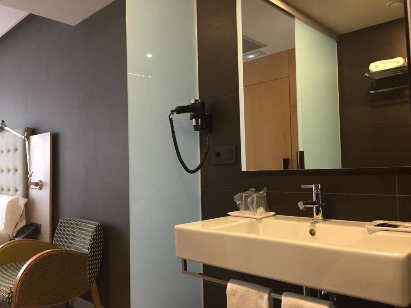 Hotel Urpi-Spain-SABADELL-Room-8