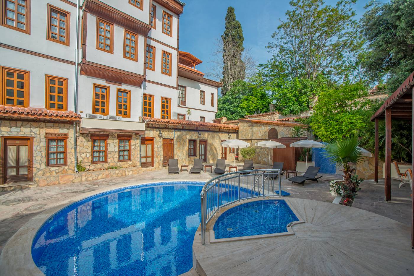 Argos-Hotel-General-view-2