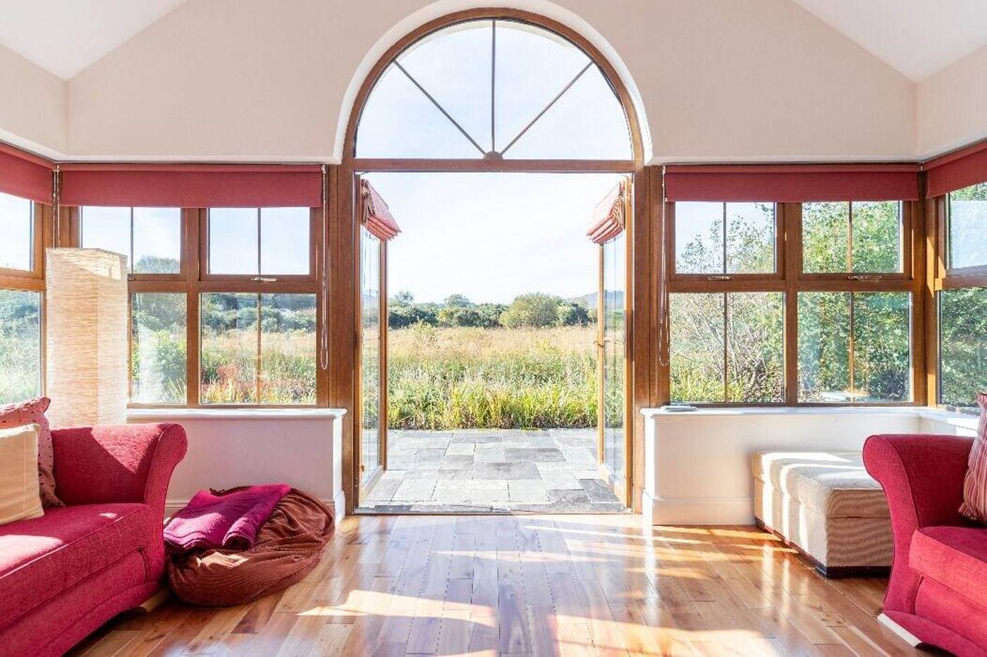 Alaind Lodges-Ireland-SNEEM-Lobby-8