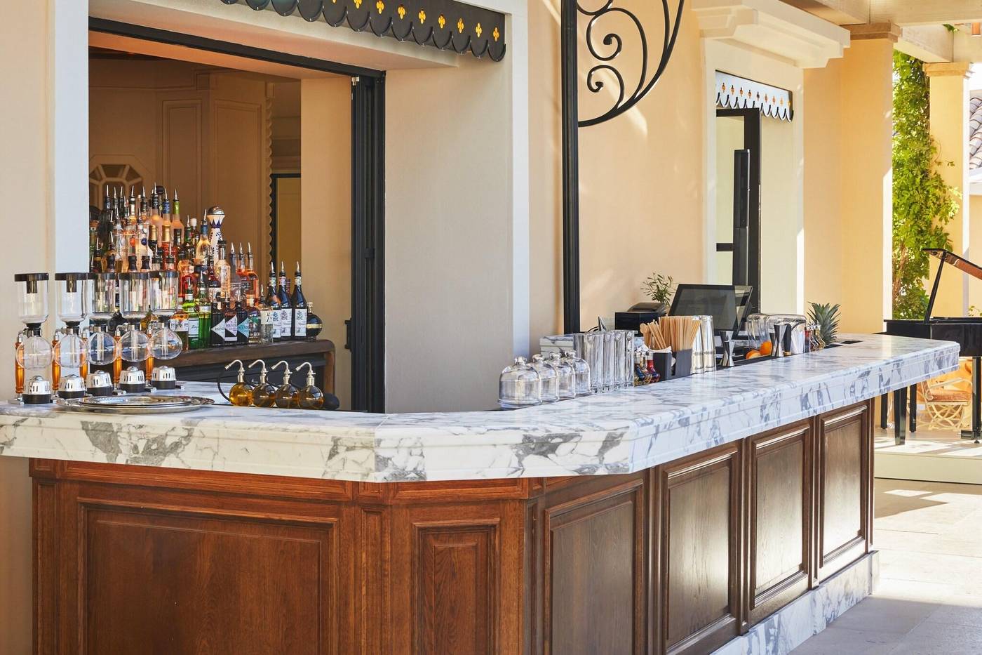 Chateau-de-la-Messardiere-Bar-50