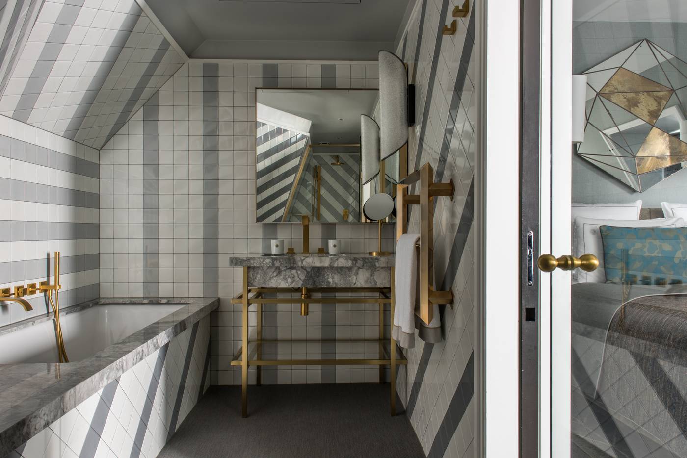 Nolinski-Paris-Room-31