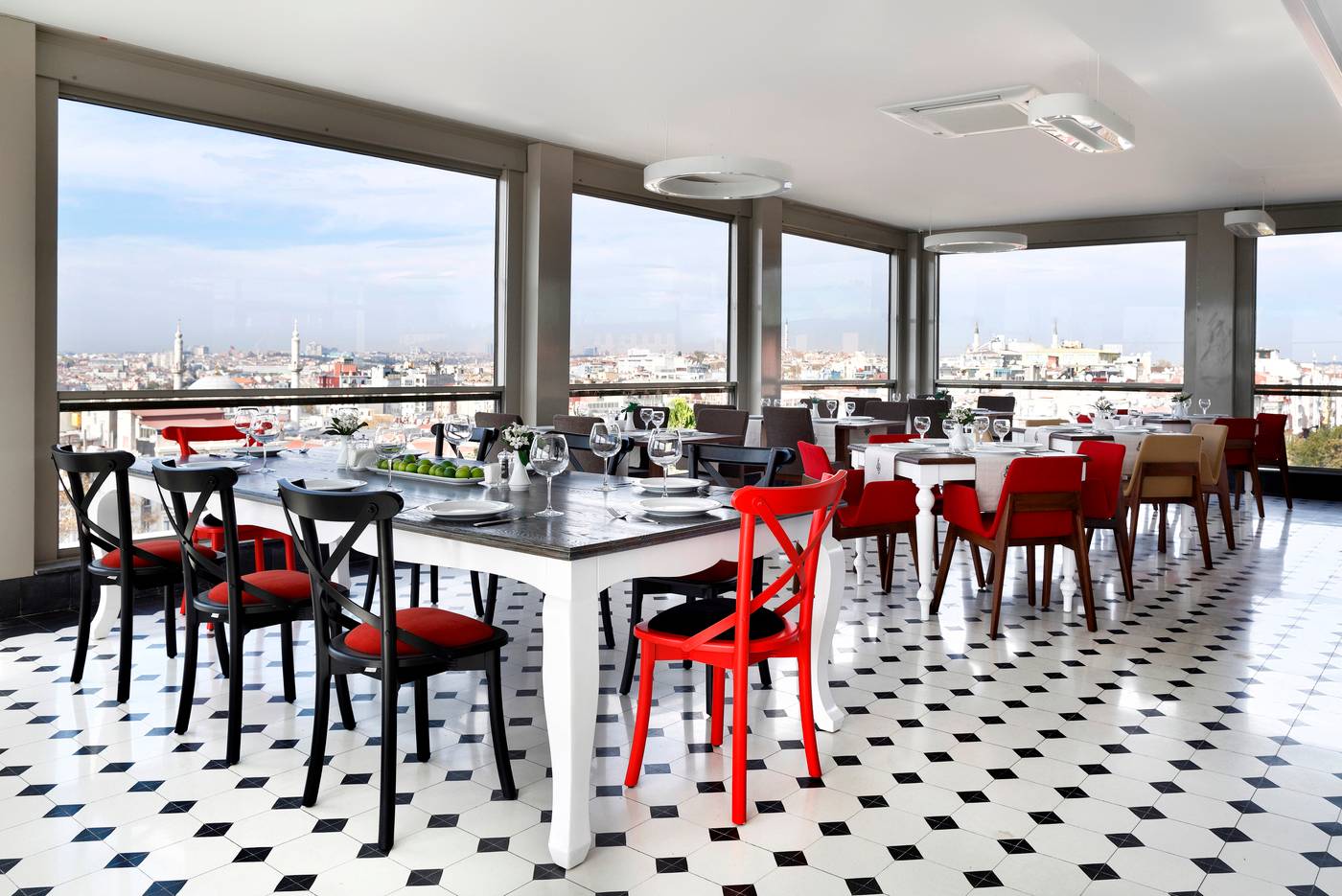 Darkhill-Restaurant-1