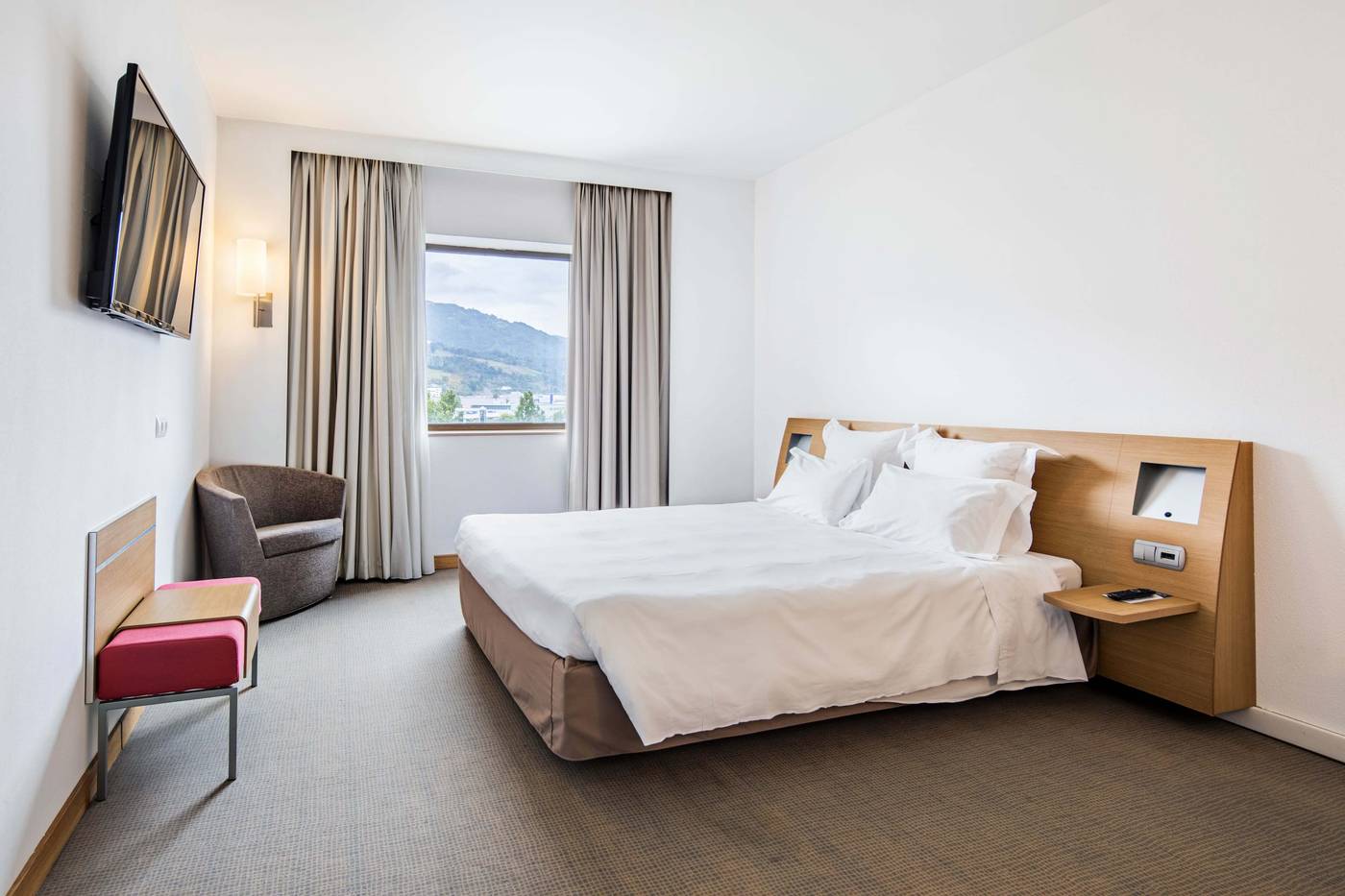 Hotel Puerta de Bilbao-Spain-BARAKALDO-Room-6