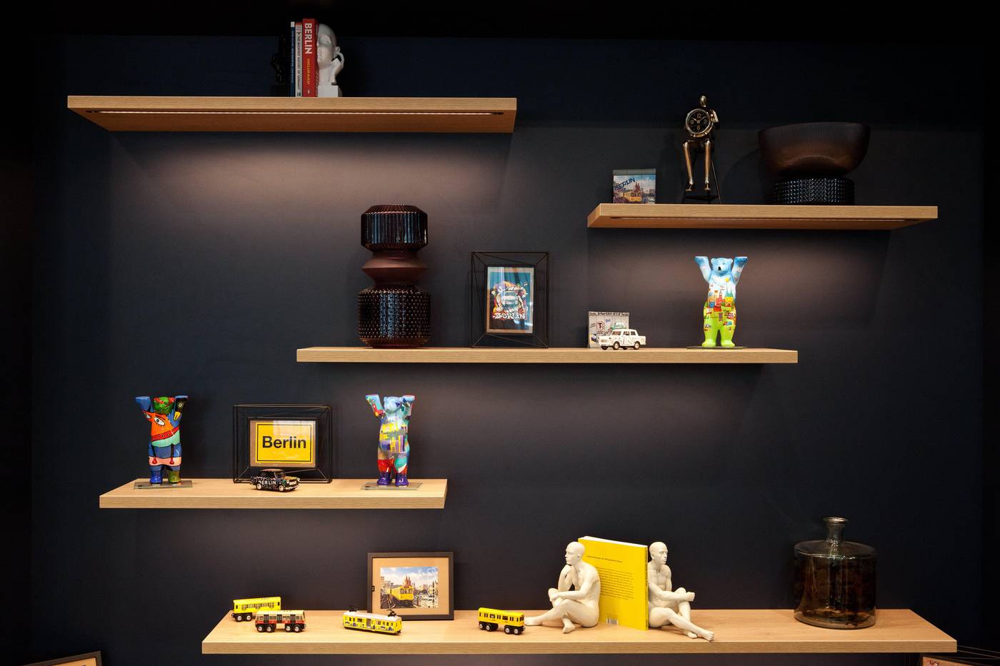 Holiday-Inn-Berlin-City-East-Side-Bar-56