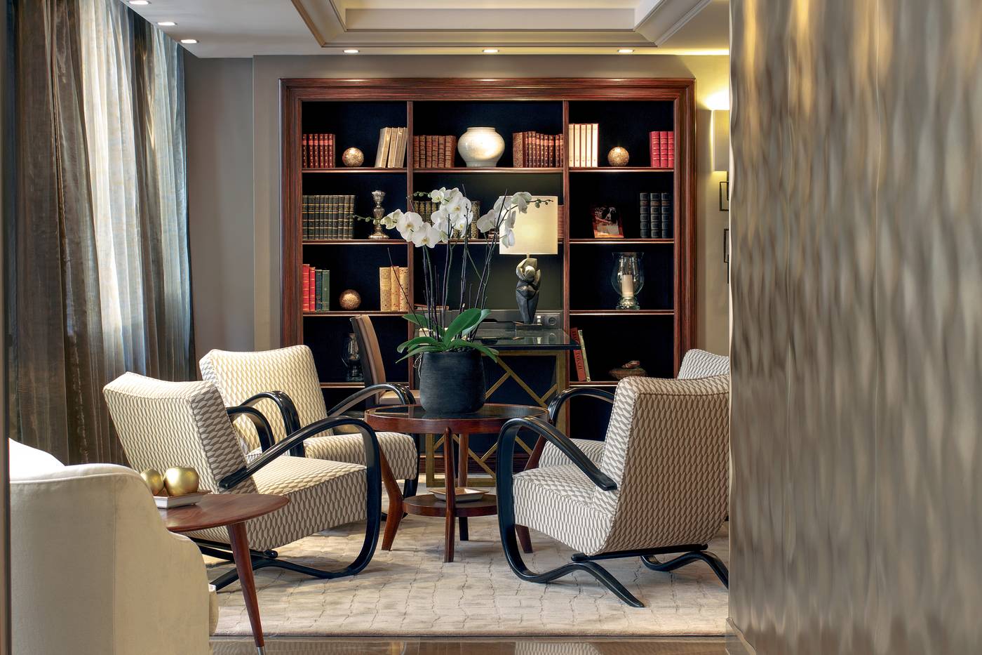 Esprit-Saint-Germain-Lobby-12