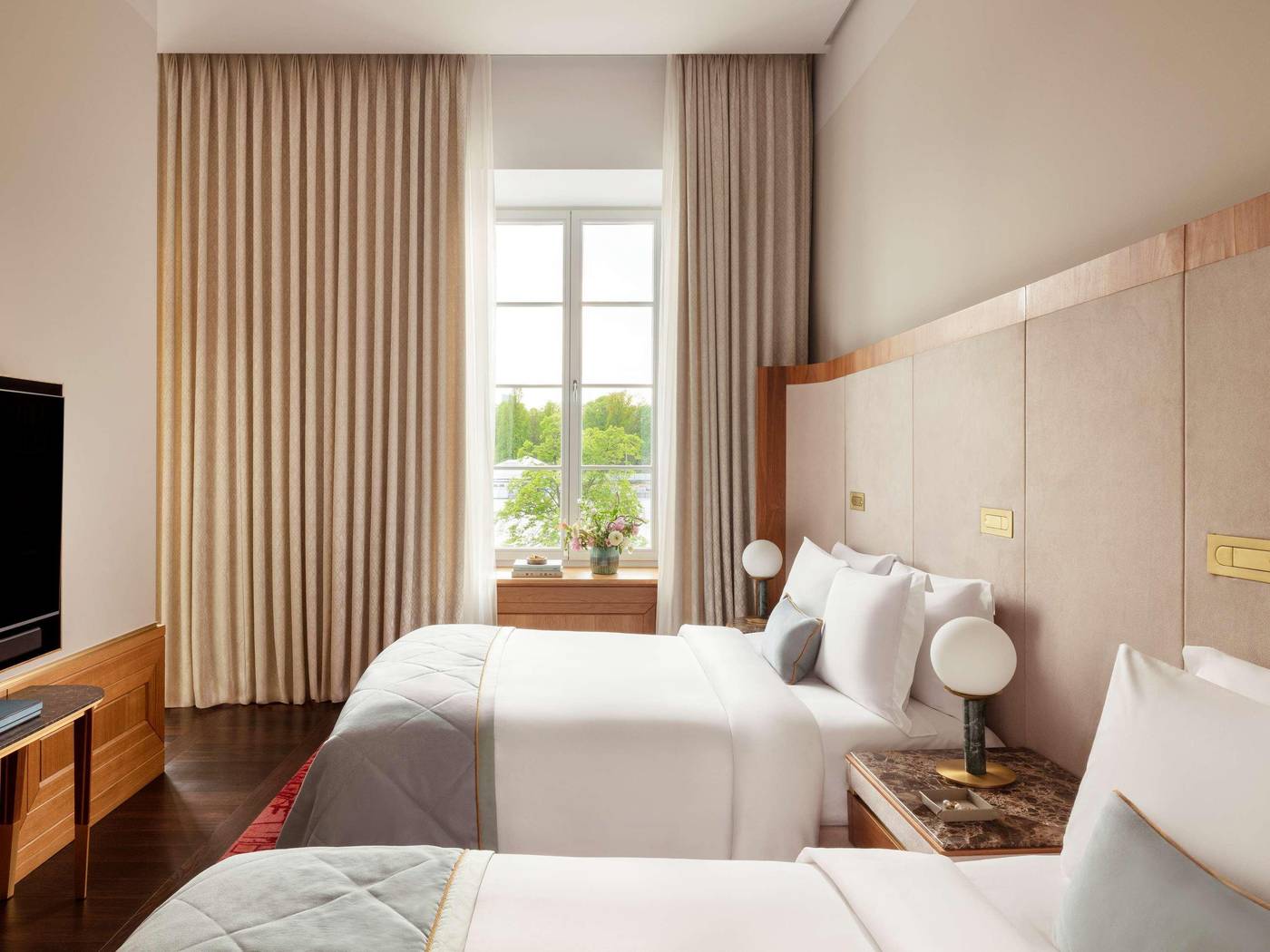 Raffles-Europejski-Warsaw-Room-51