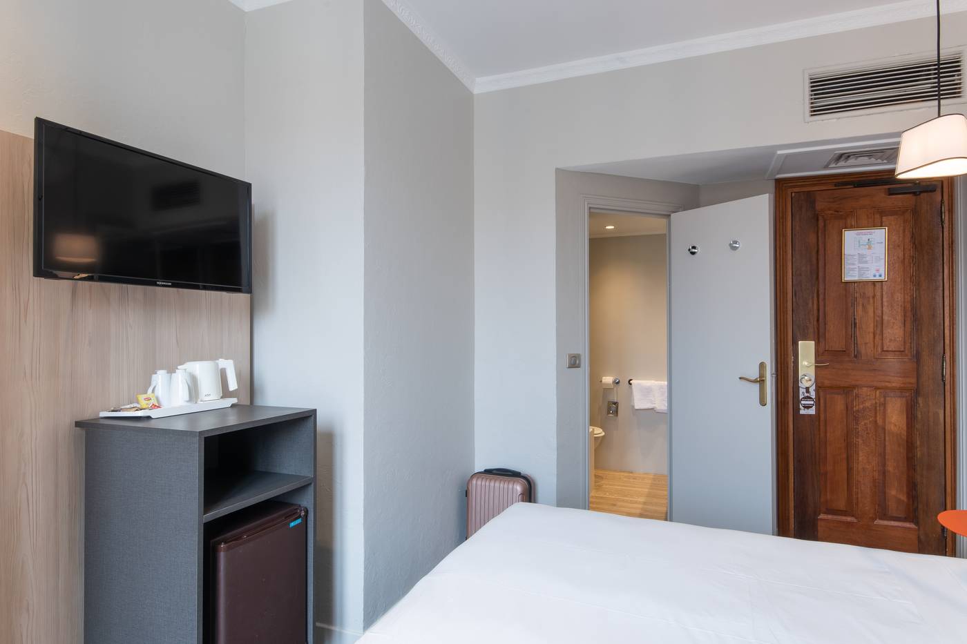 Hotel-Vendome-Room-27