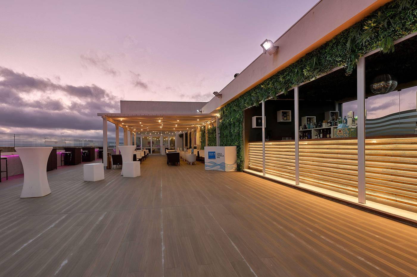 Tryp-Lisboa-Caparica-Mar-Hotel-Restaurant-48