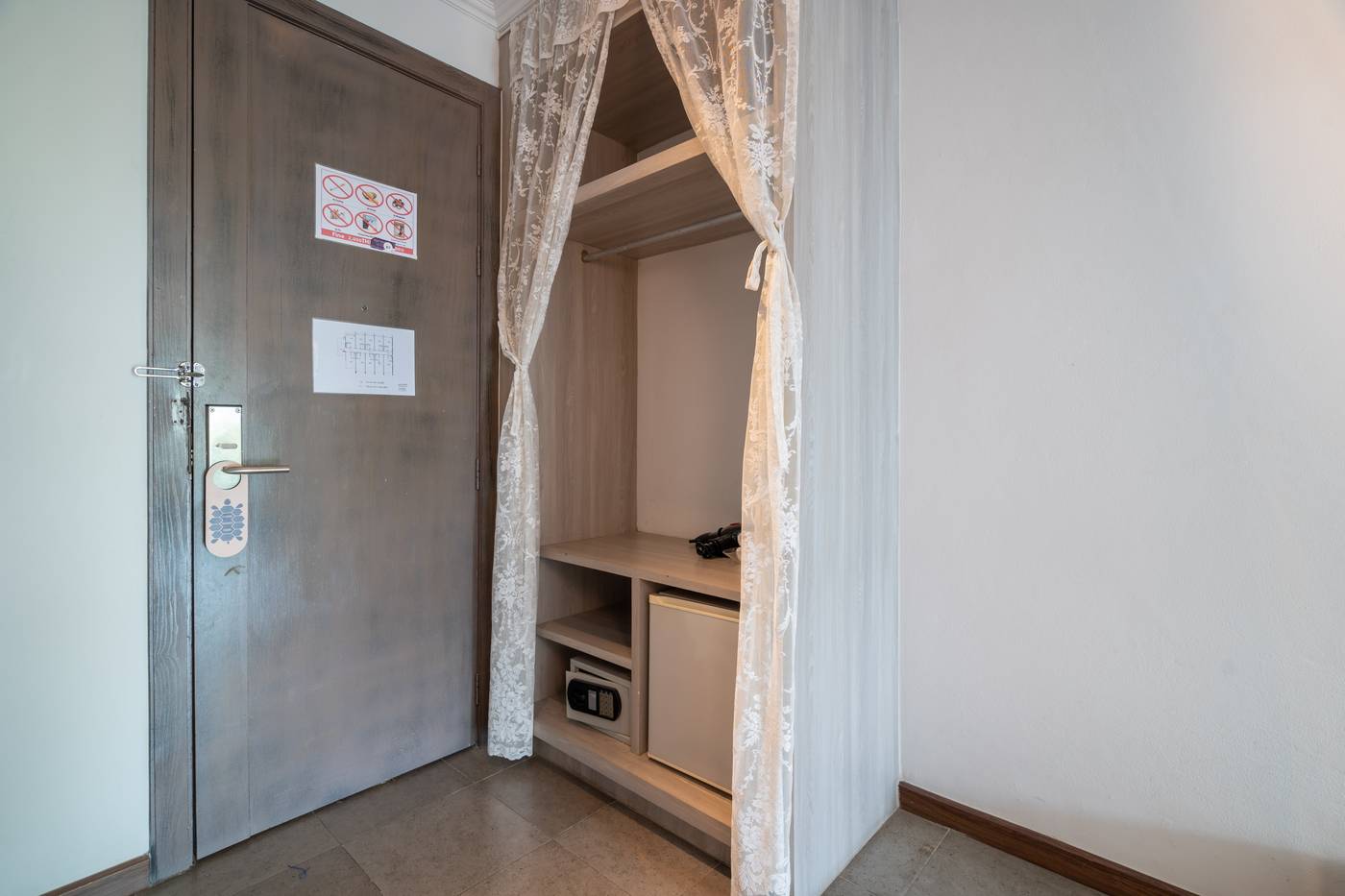 Bhukitta-Boutique-Hotel-Room-46